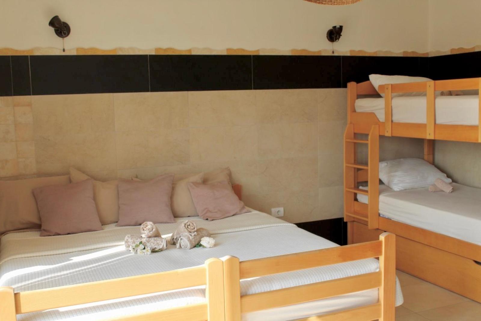 Quadruple Room with Sea View