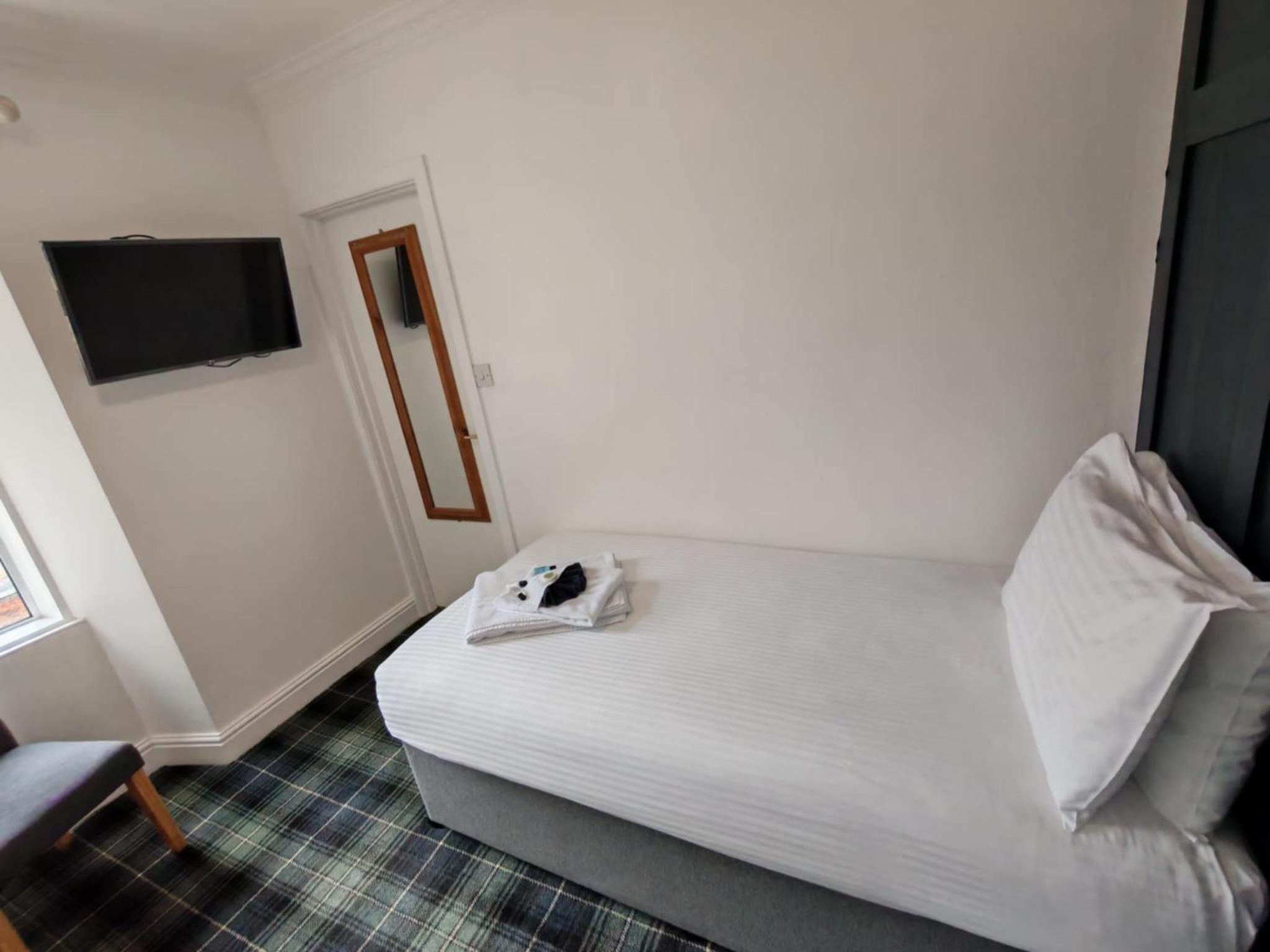 Single Room photo 3