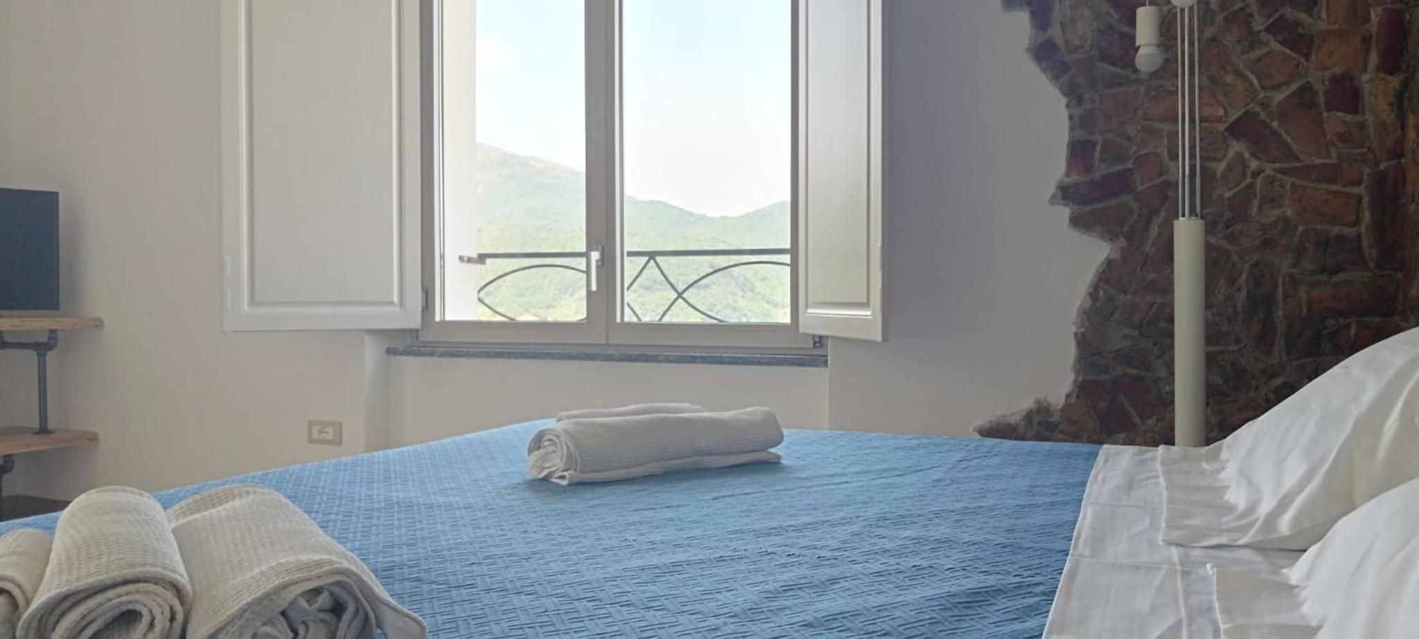 Large Double Room photo 3