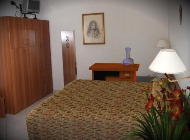 Double or Twin Room - Photo 1