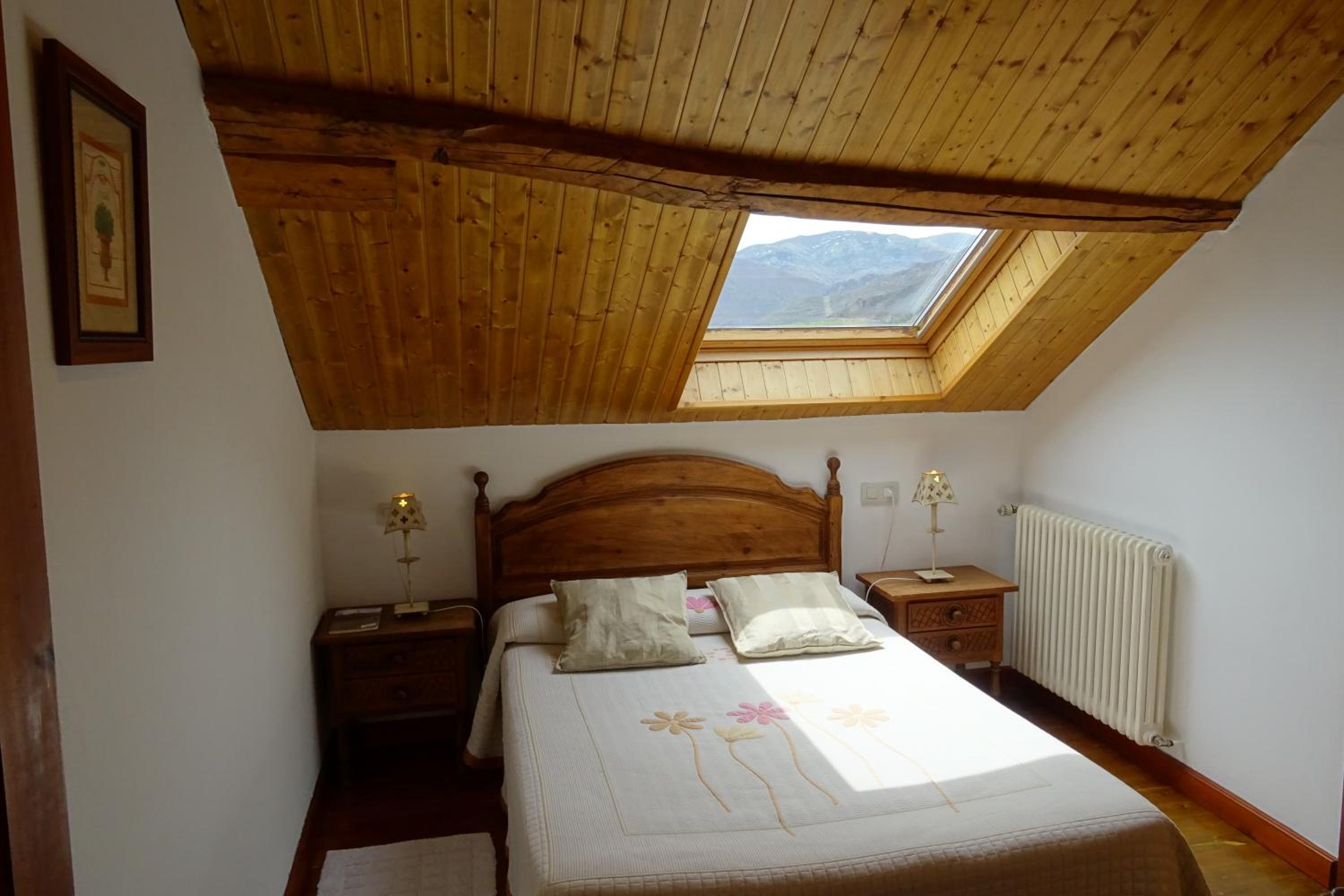 Twin Room - Photo 8