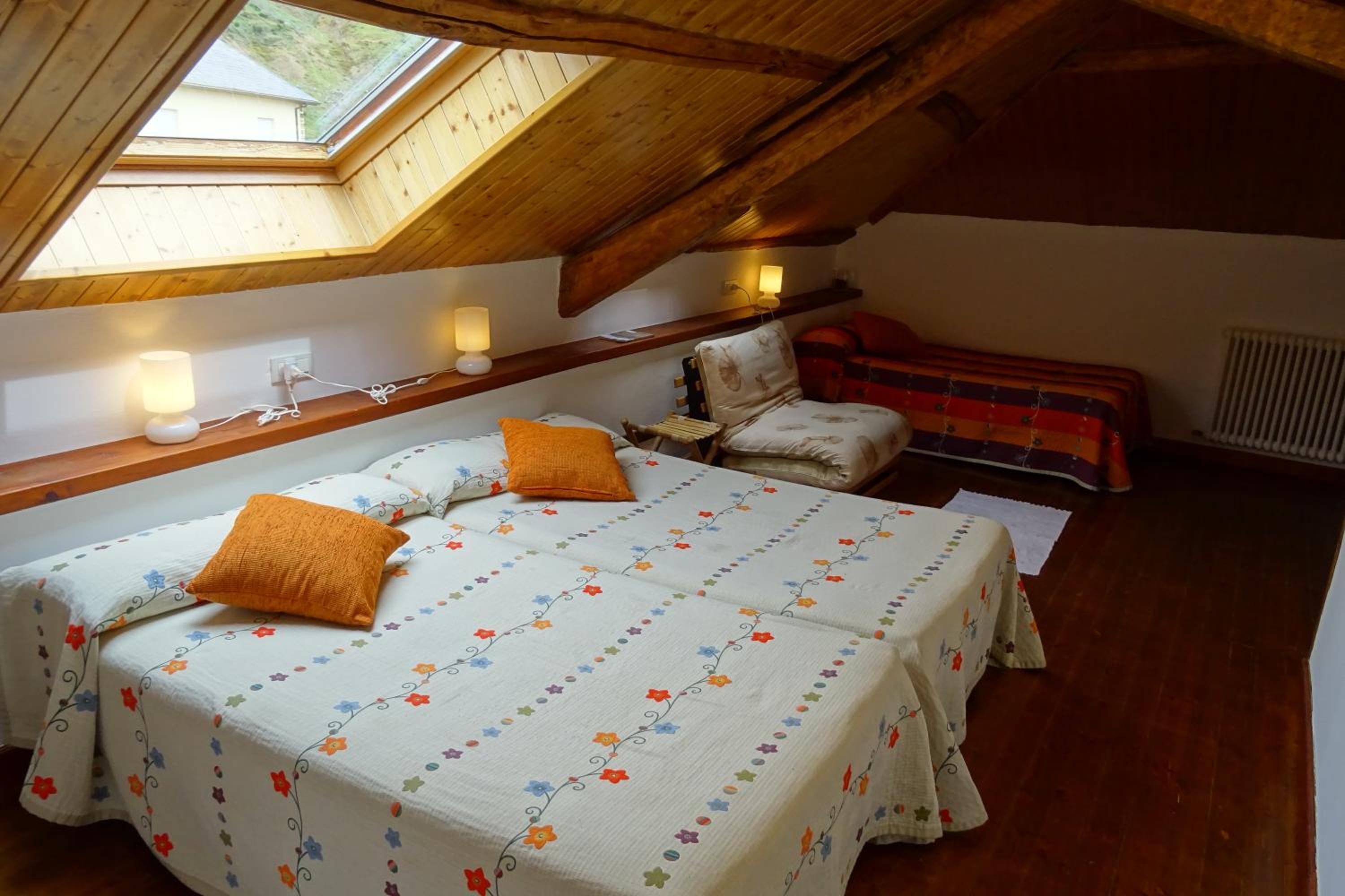 Triple Room - Photo 1
