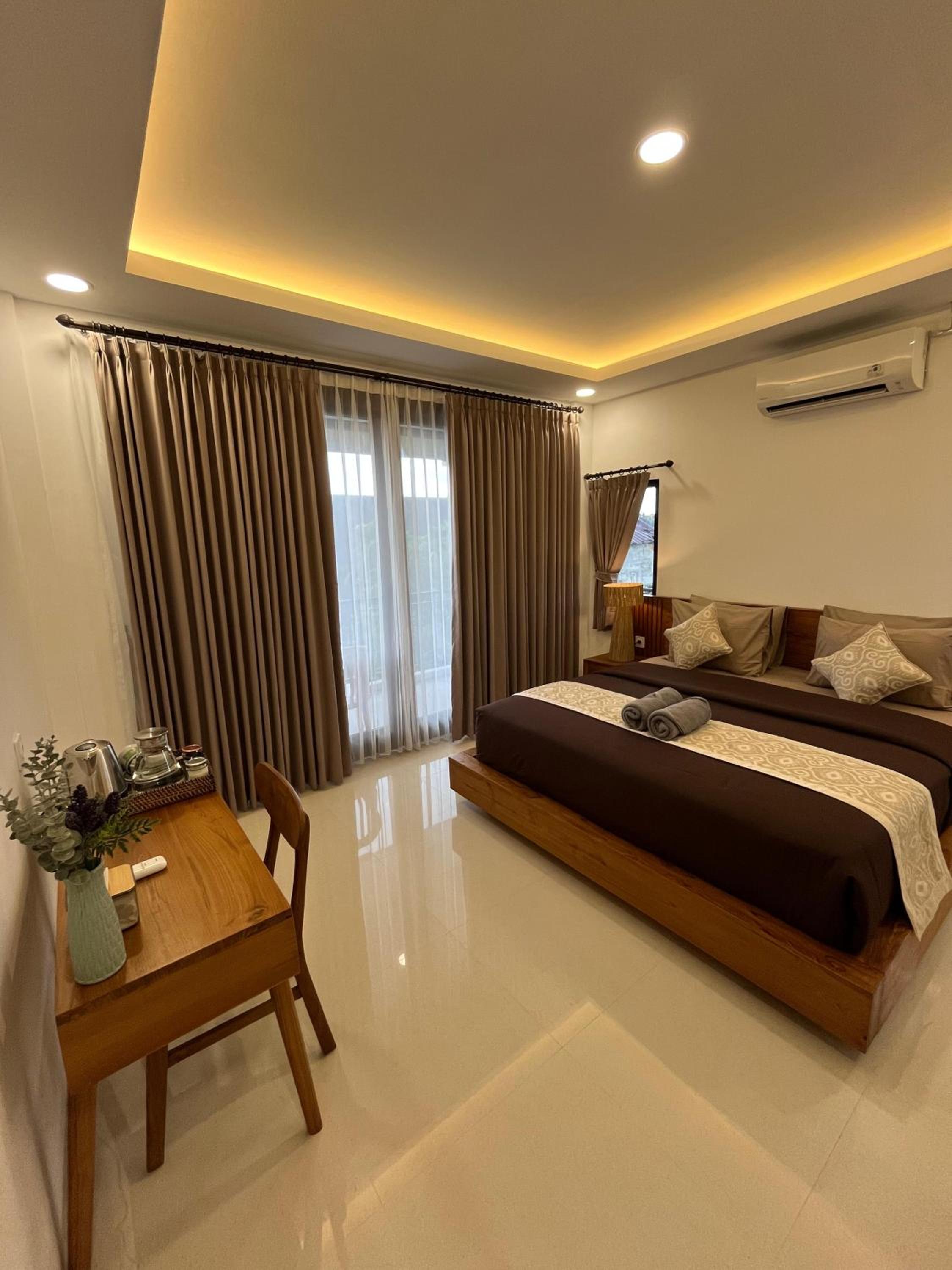 Deluxe Double Room with Balcony