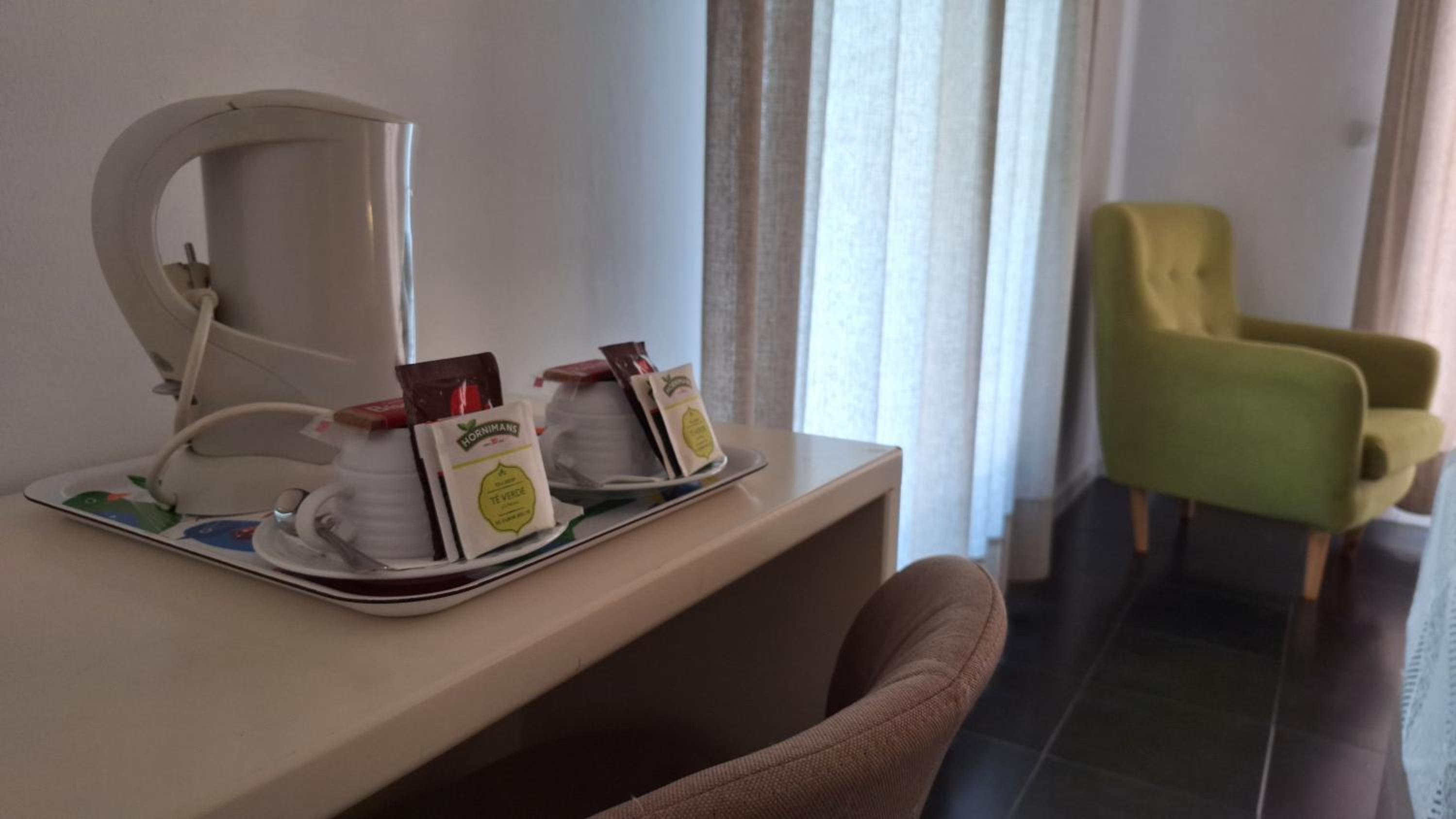 Double Room with Terrace thumbnail 6