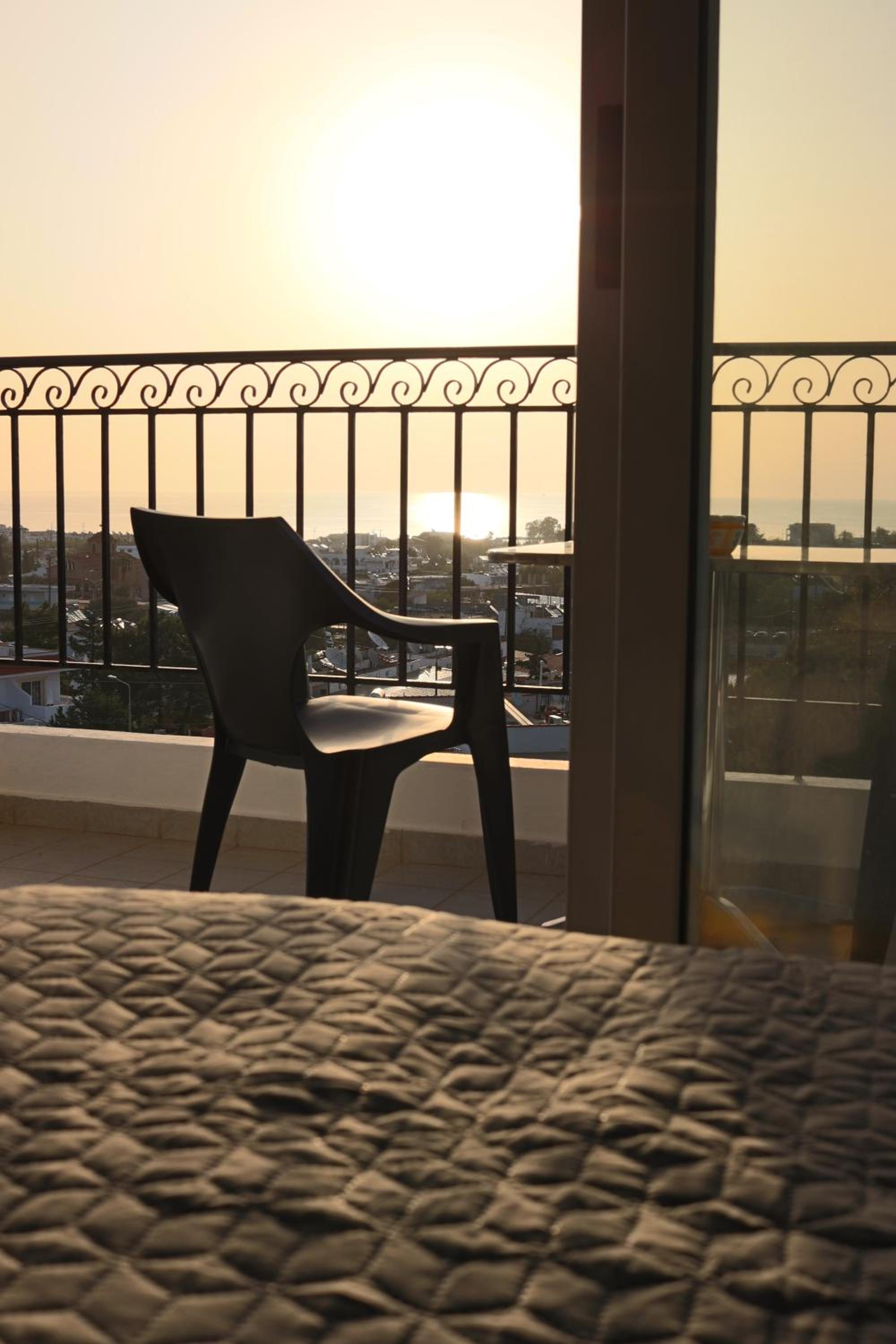 Studio with Sea View photo 3
