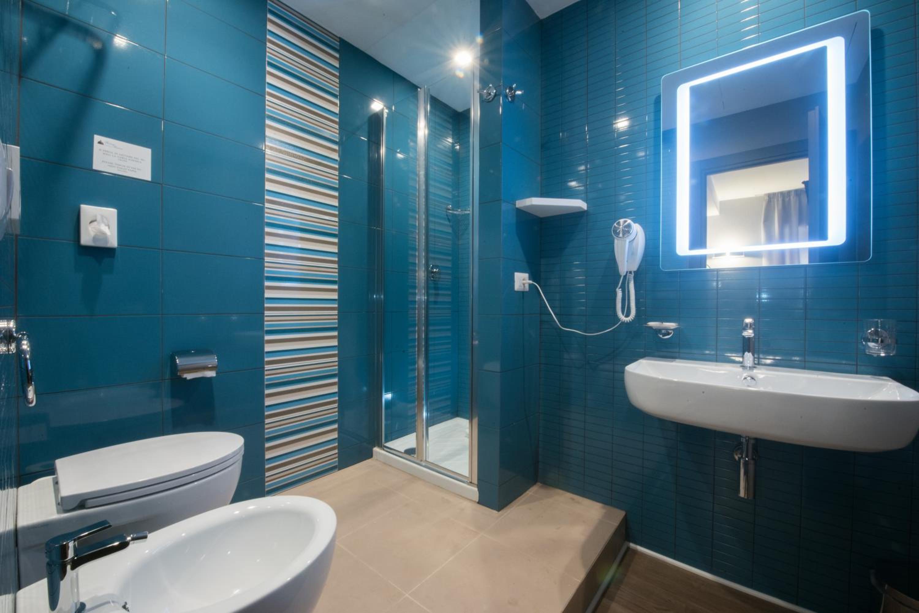 Double or Twin Room photo 3