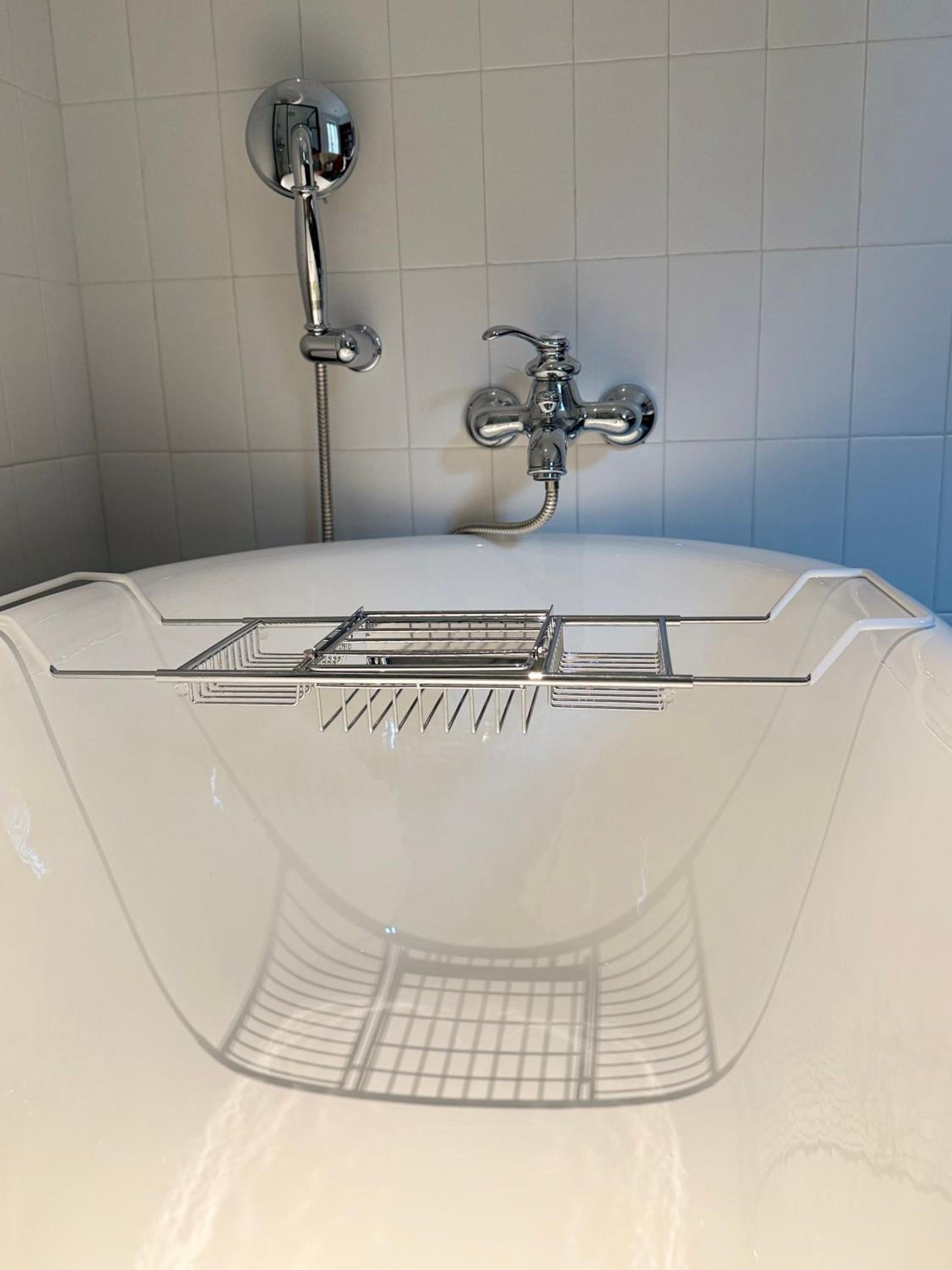 Queen Room with Spa Bath photo 1