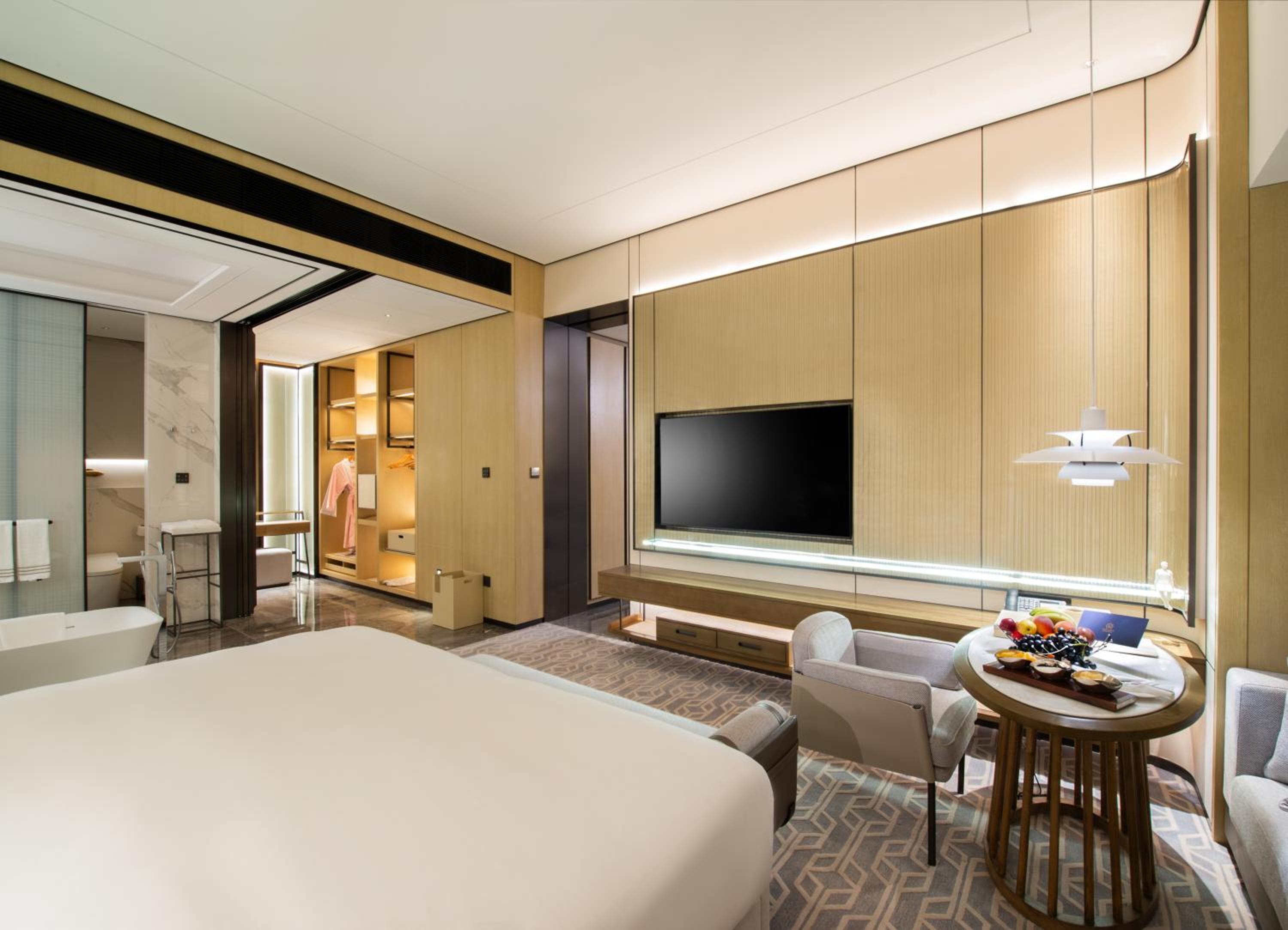 Premium Suite - Faisaliah Tower View photo 3