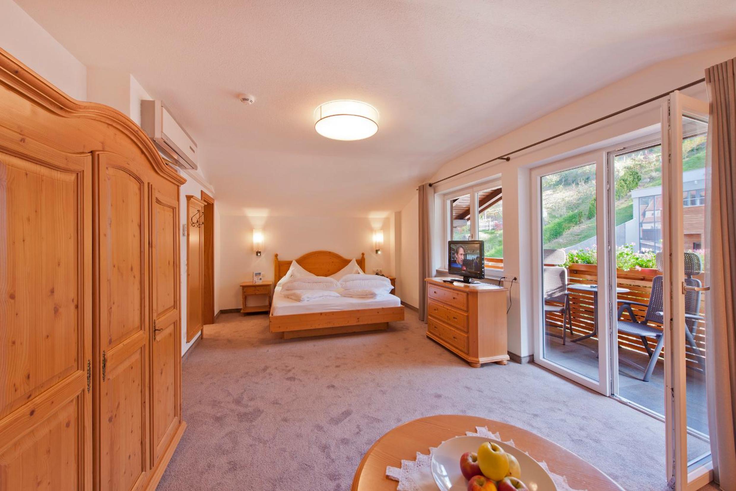 Double Room with Pool View