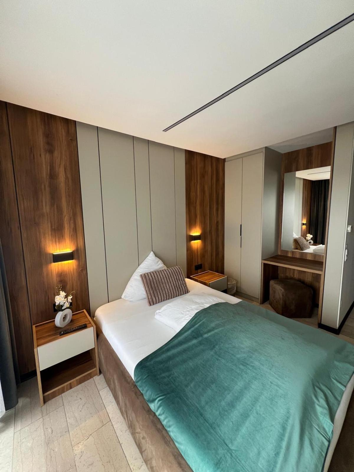 Deluxe Single Room with Balcony