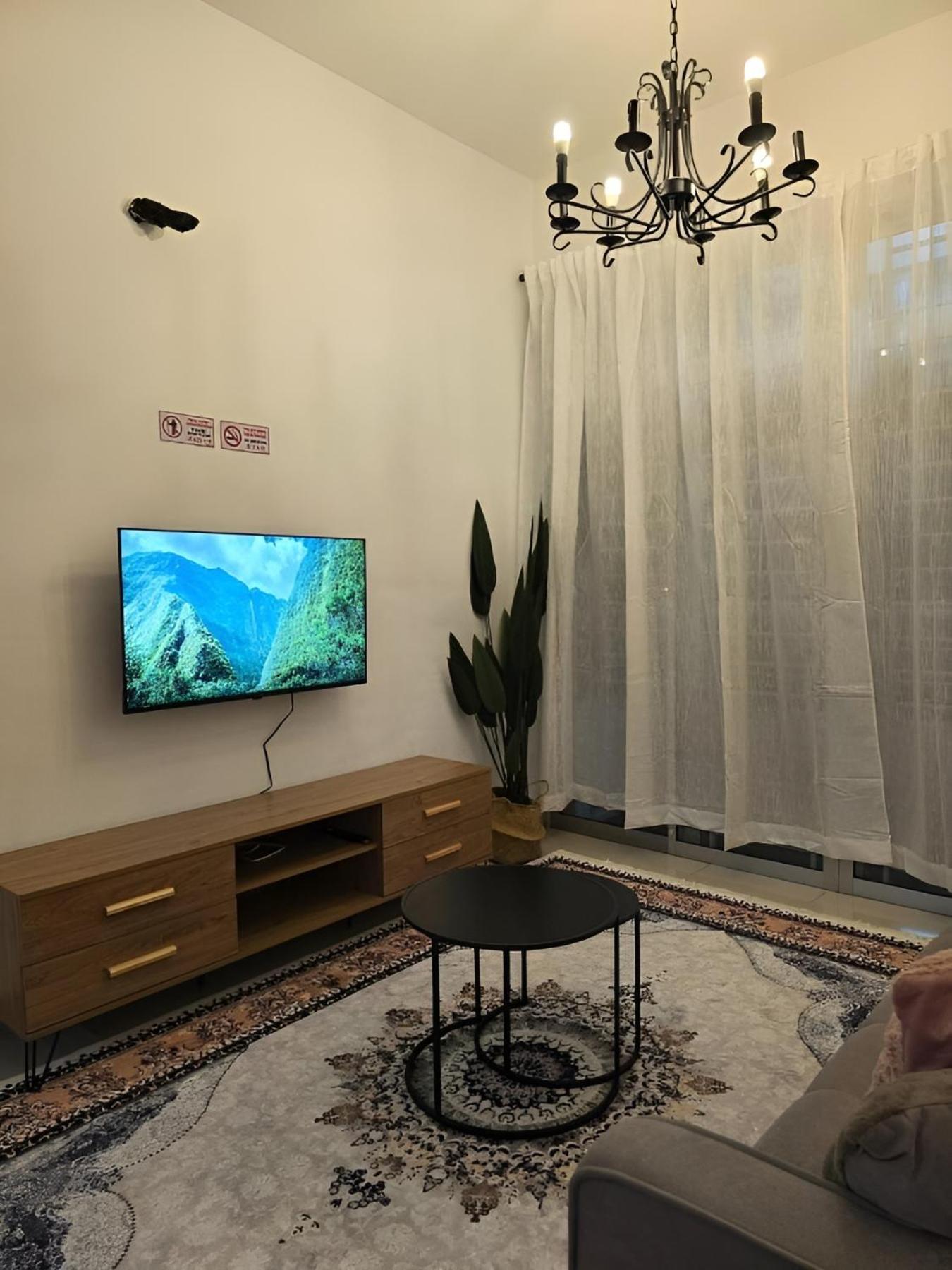 Three-Bedroom Apartment with Balcony