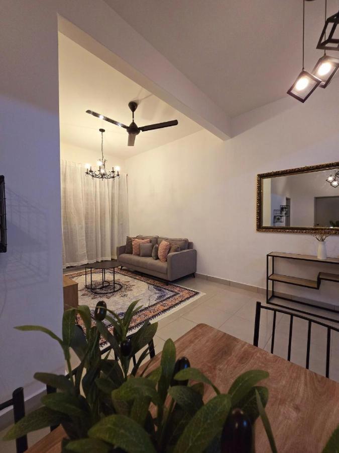 Three-Bedroom Apartment with Balcony