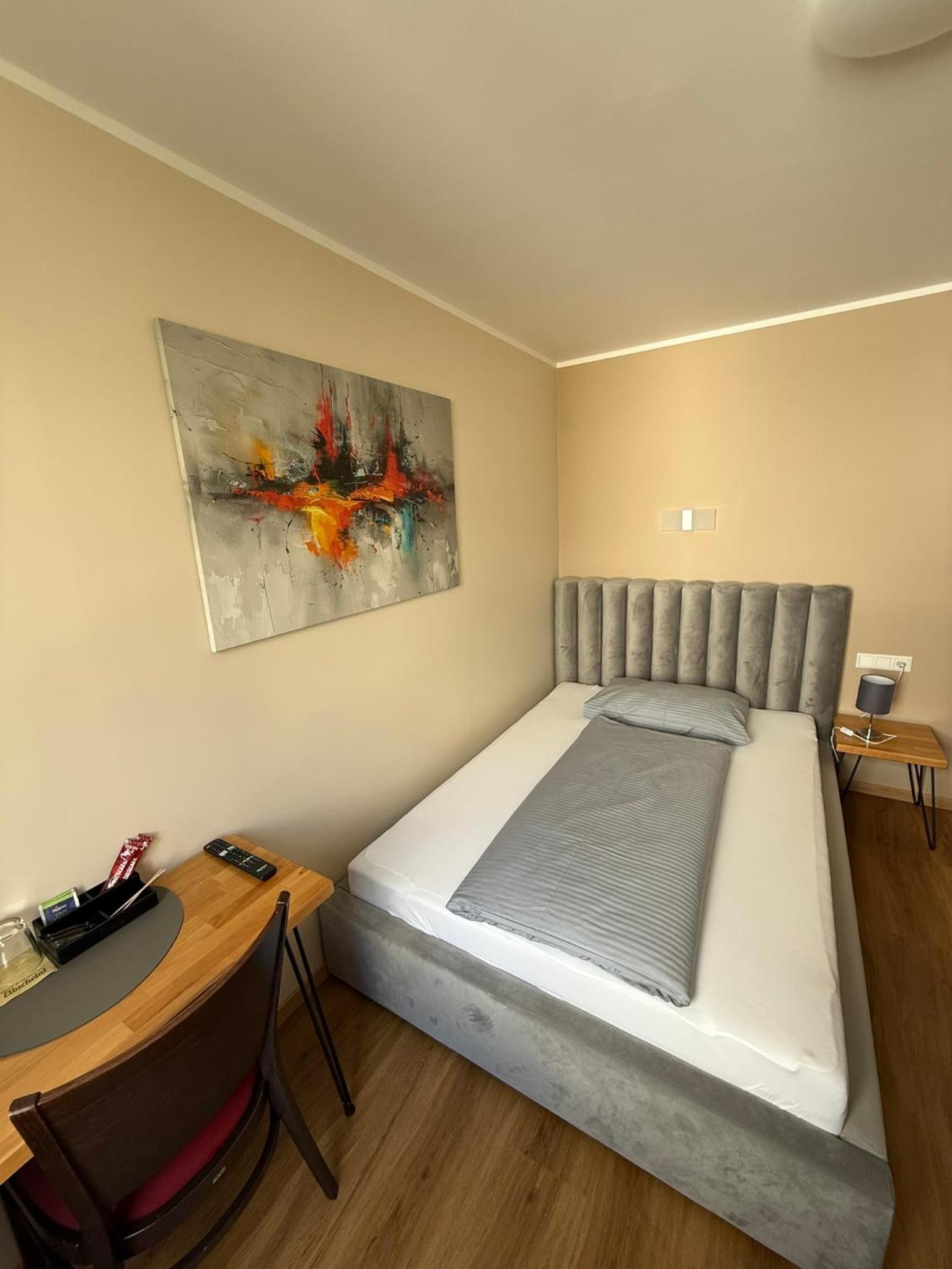 Standard Single Room photo 2