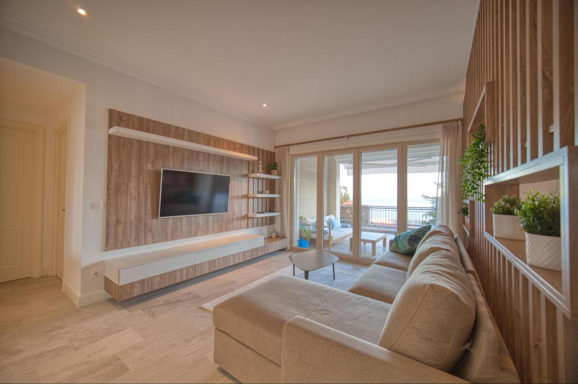 Apartment with Terrace