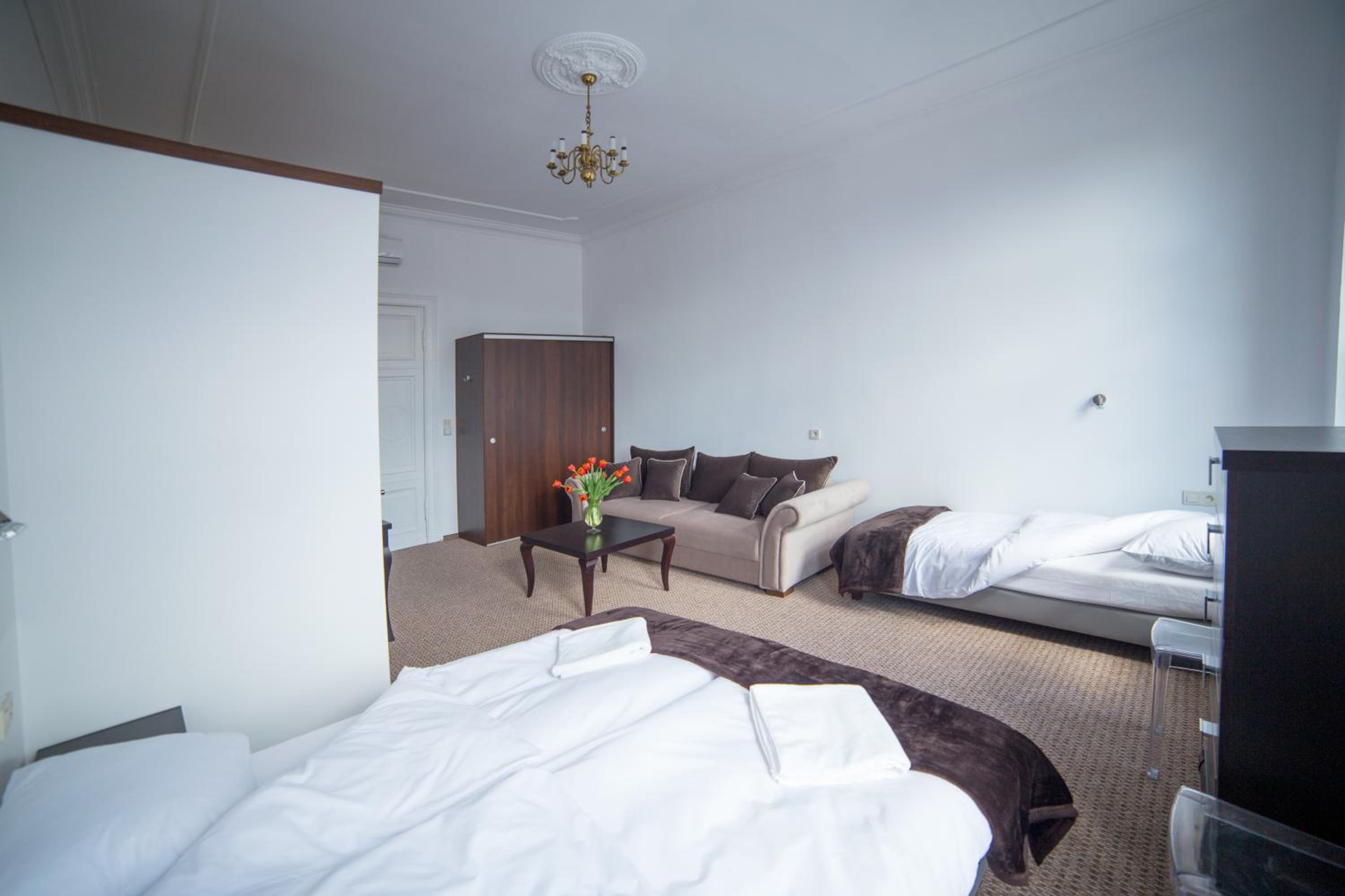 Triple Room - Photo 2