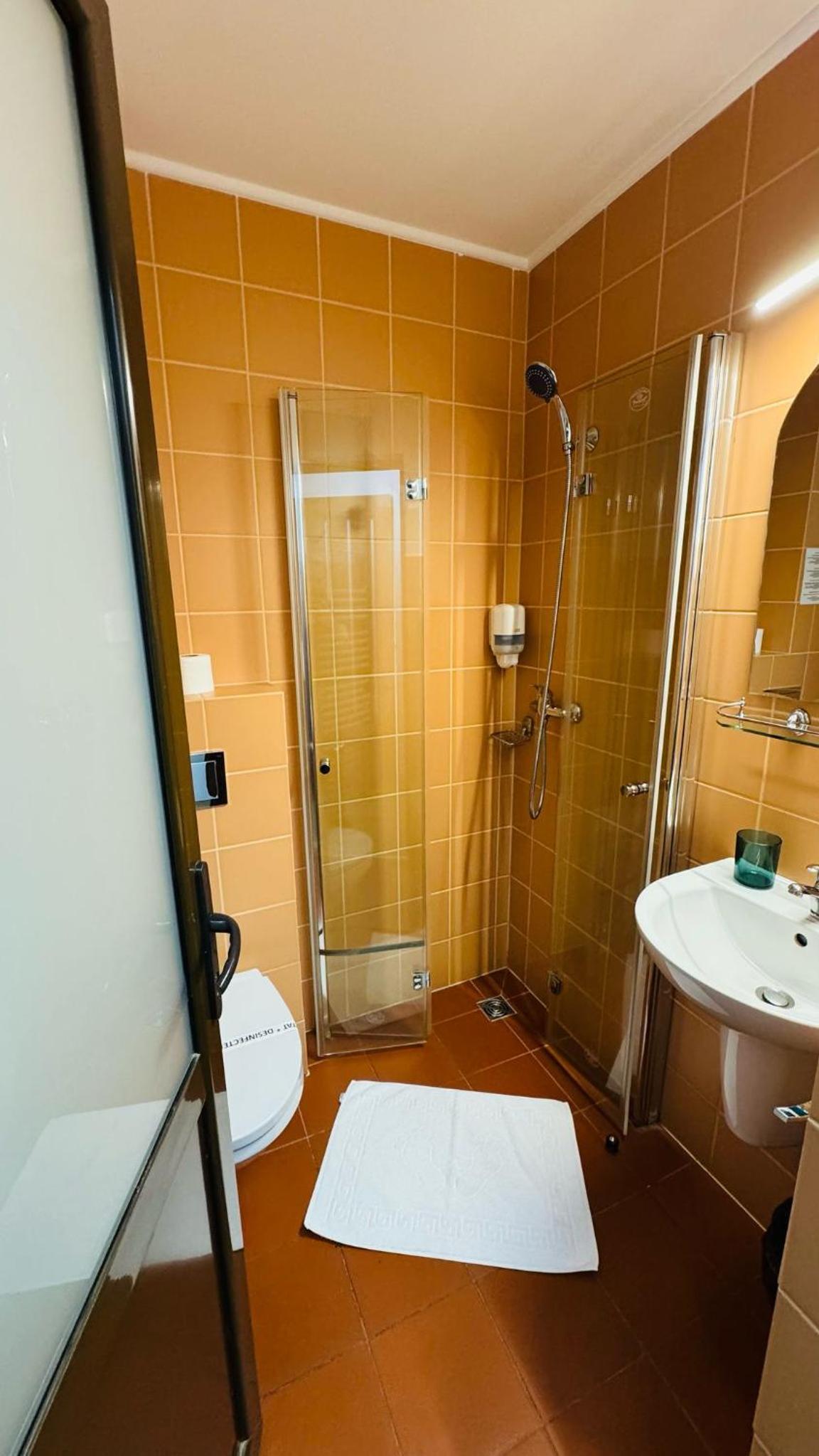 Double Room with Balcony photo 1