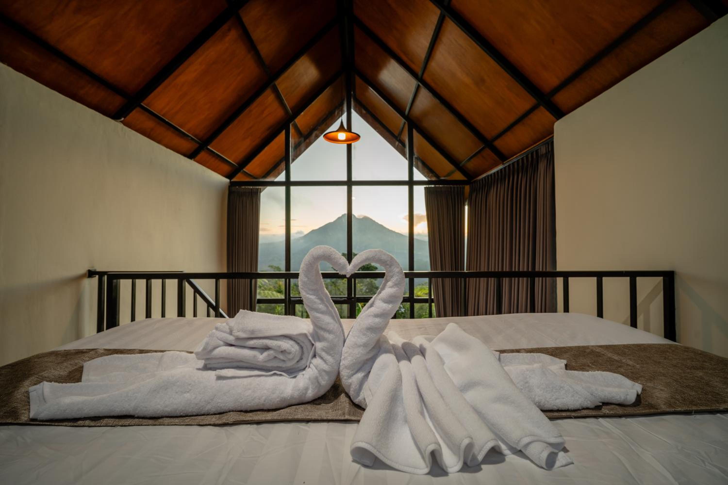 Suite with Mountain View photo 2