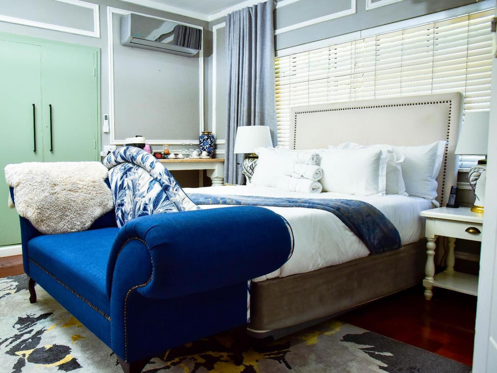 Luxury King Room photo 1