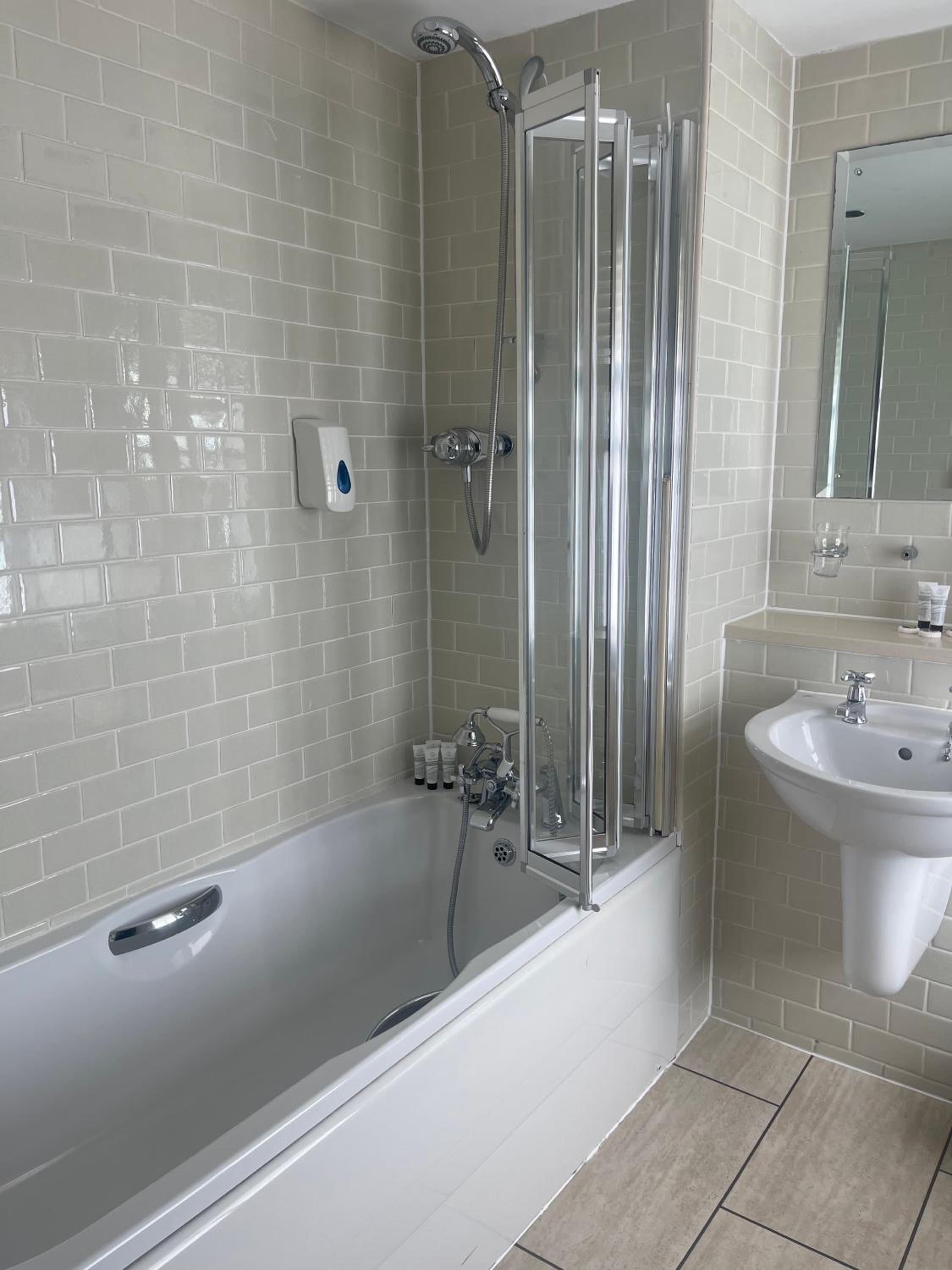 Double or Twin Room photo 1