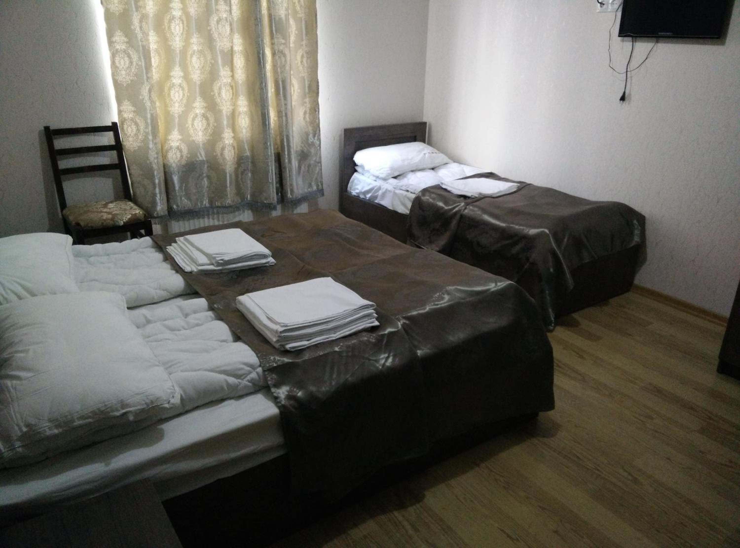Comfort Triple Room with Shower