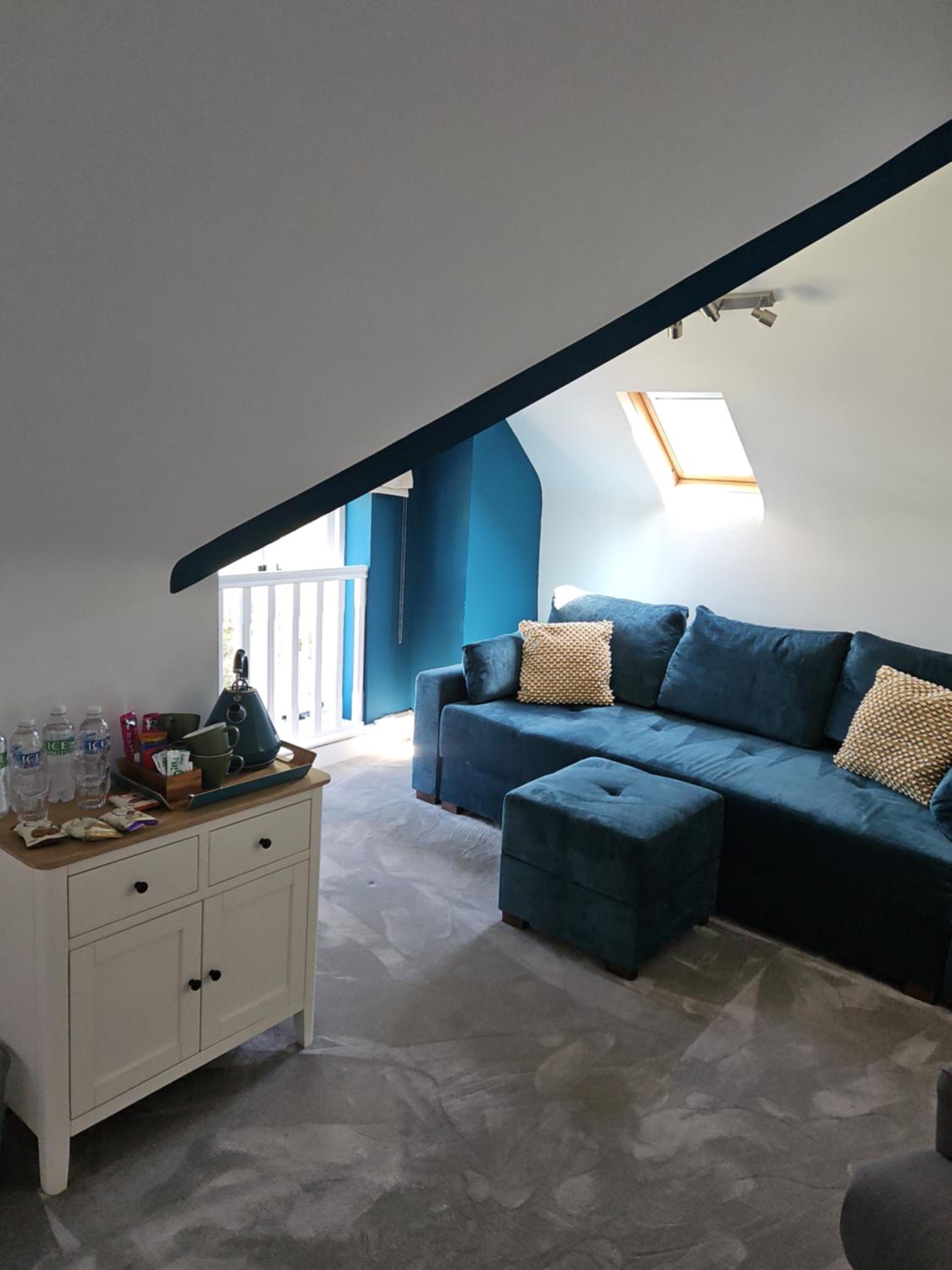 Two-Bedroom Suite - Photo 7