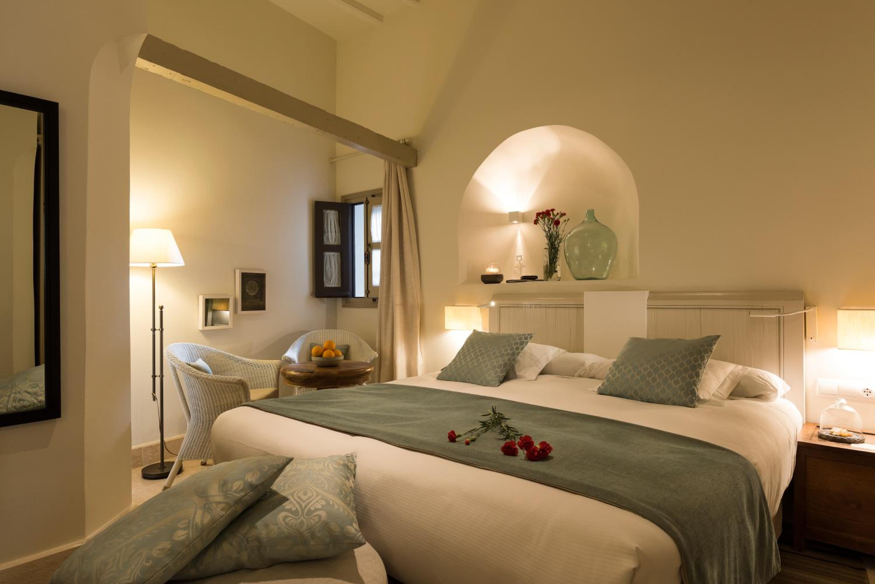 Superior Double or Twin Room - Photo 11