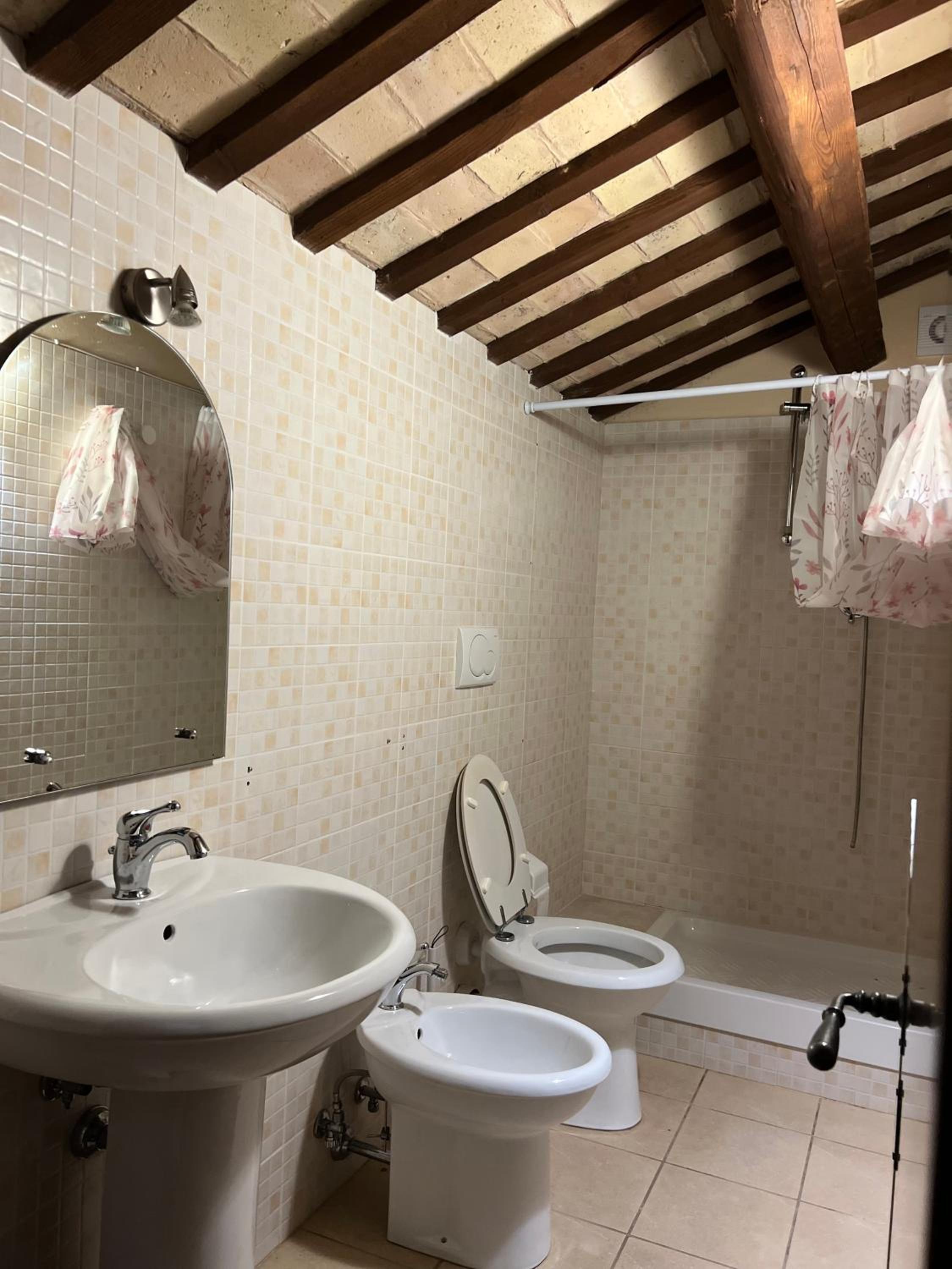 Superior King Room photo 2