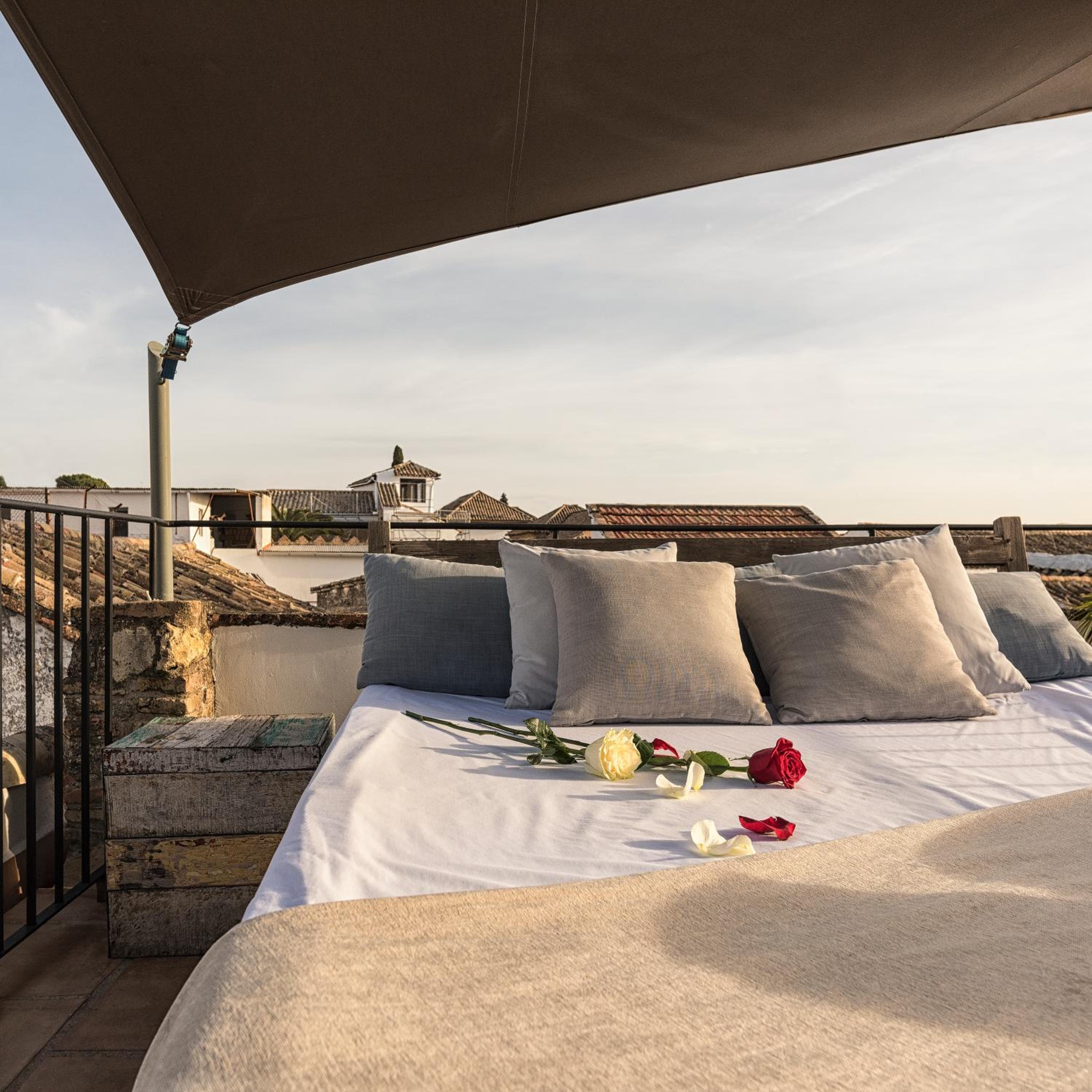 Deluxe Double Room with Terrace - Photo 9