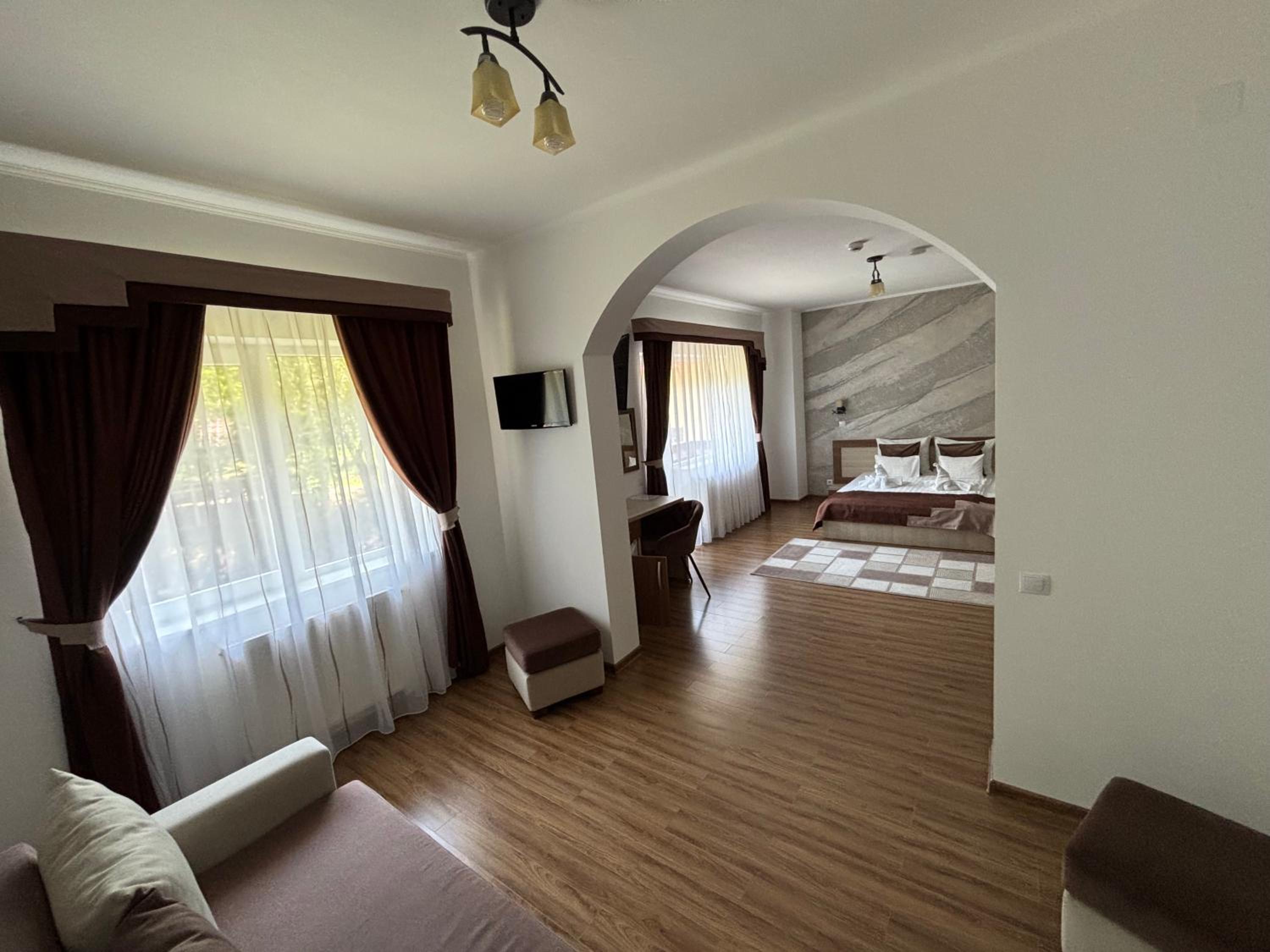 Apartment - Photo 3