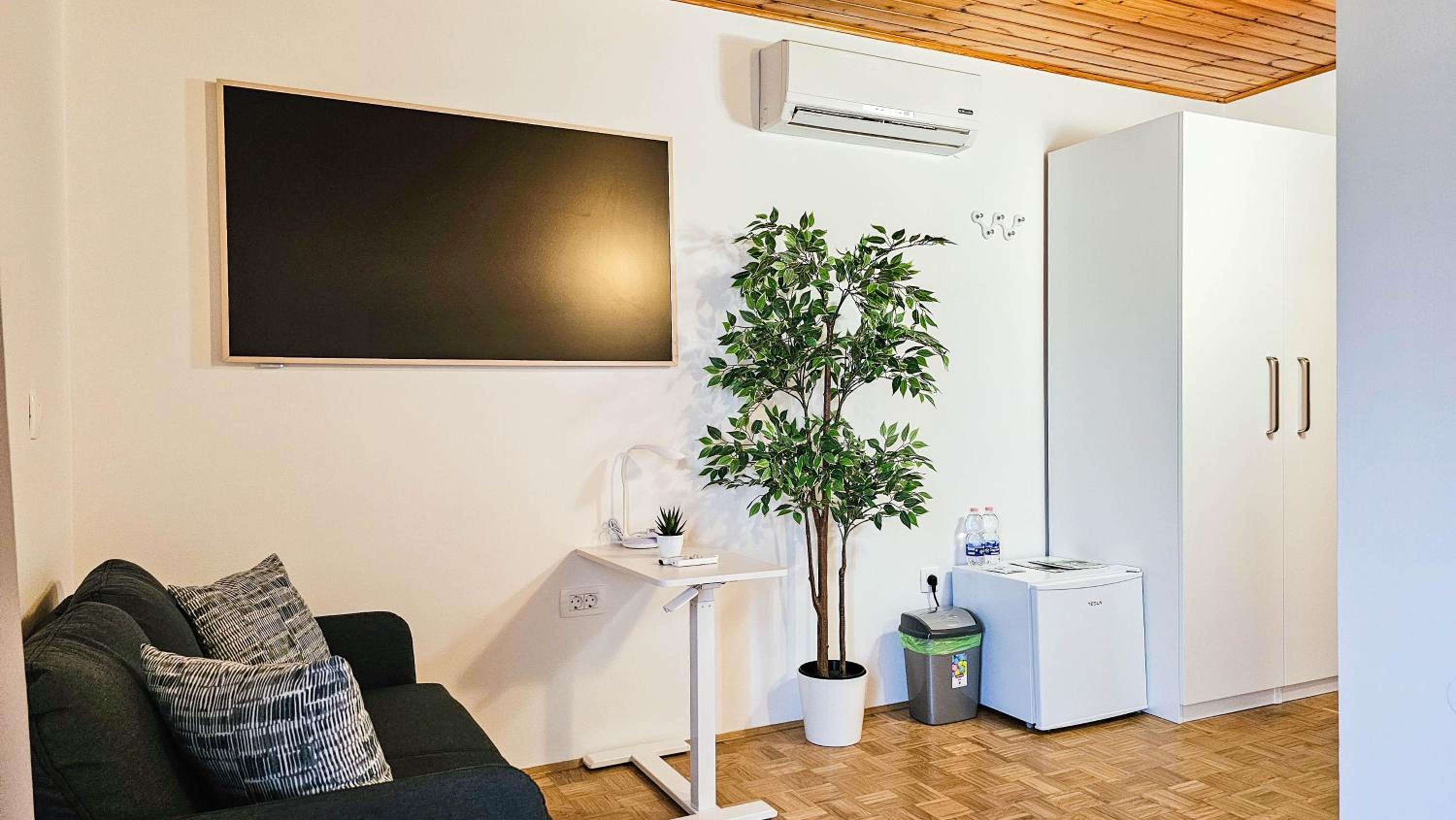 Deluxe Double or Twin Room with Balcony photo 2