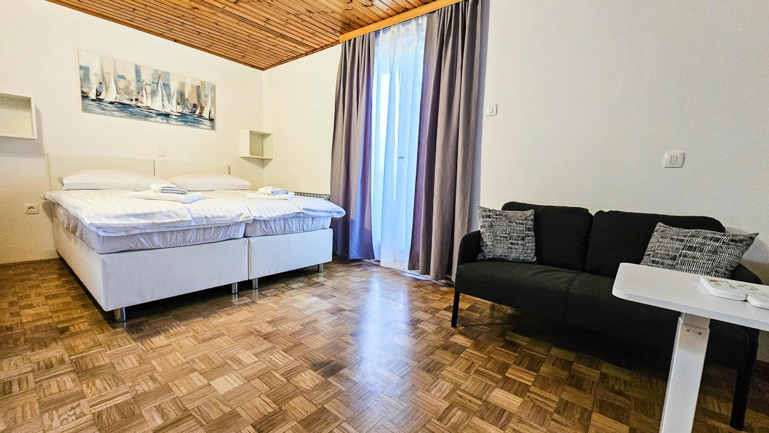 Deluxe Double or Twin Room with Balcony