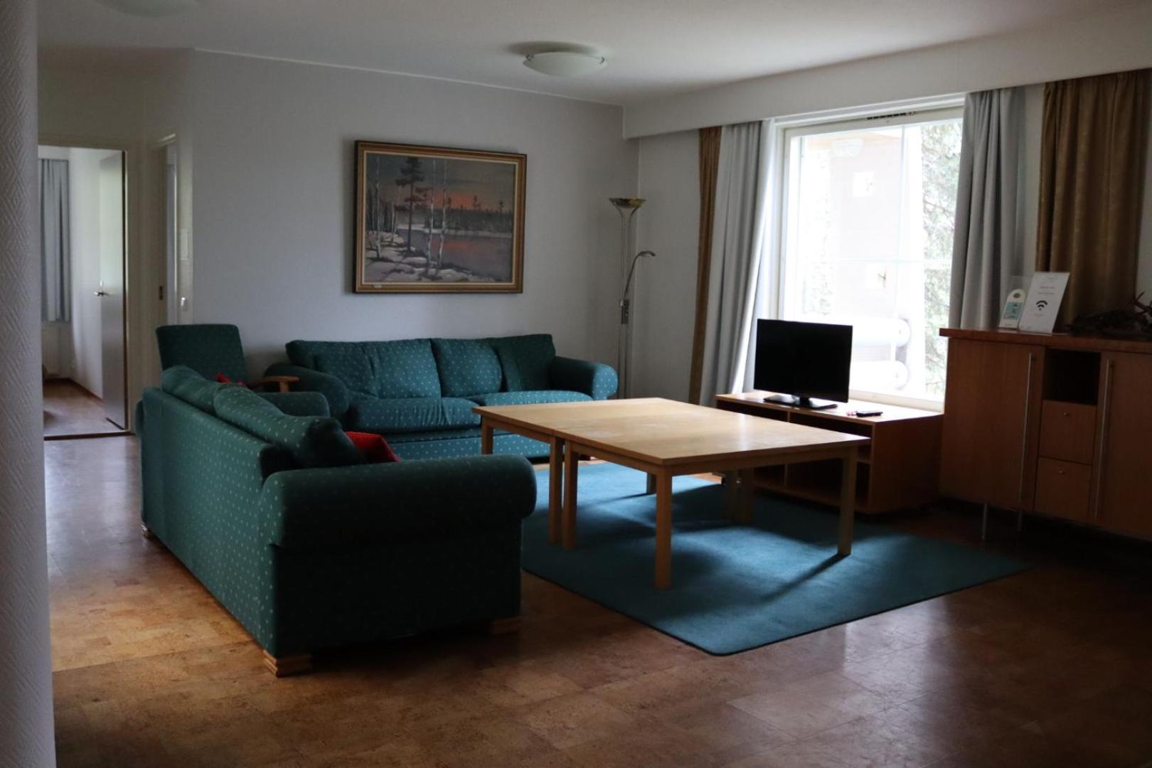 5 Bedroom Apartment - Photo 4