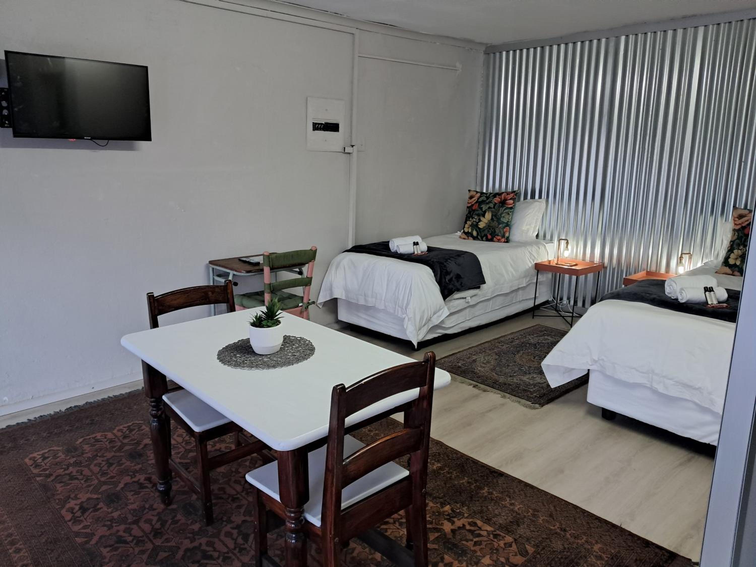 Double or Twin Room photo 2