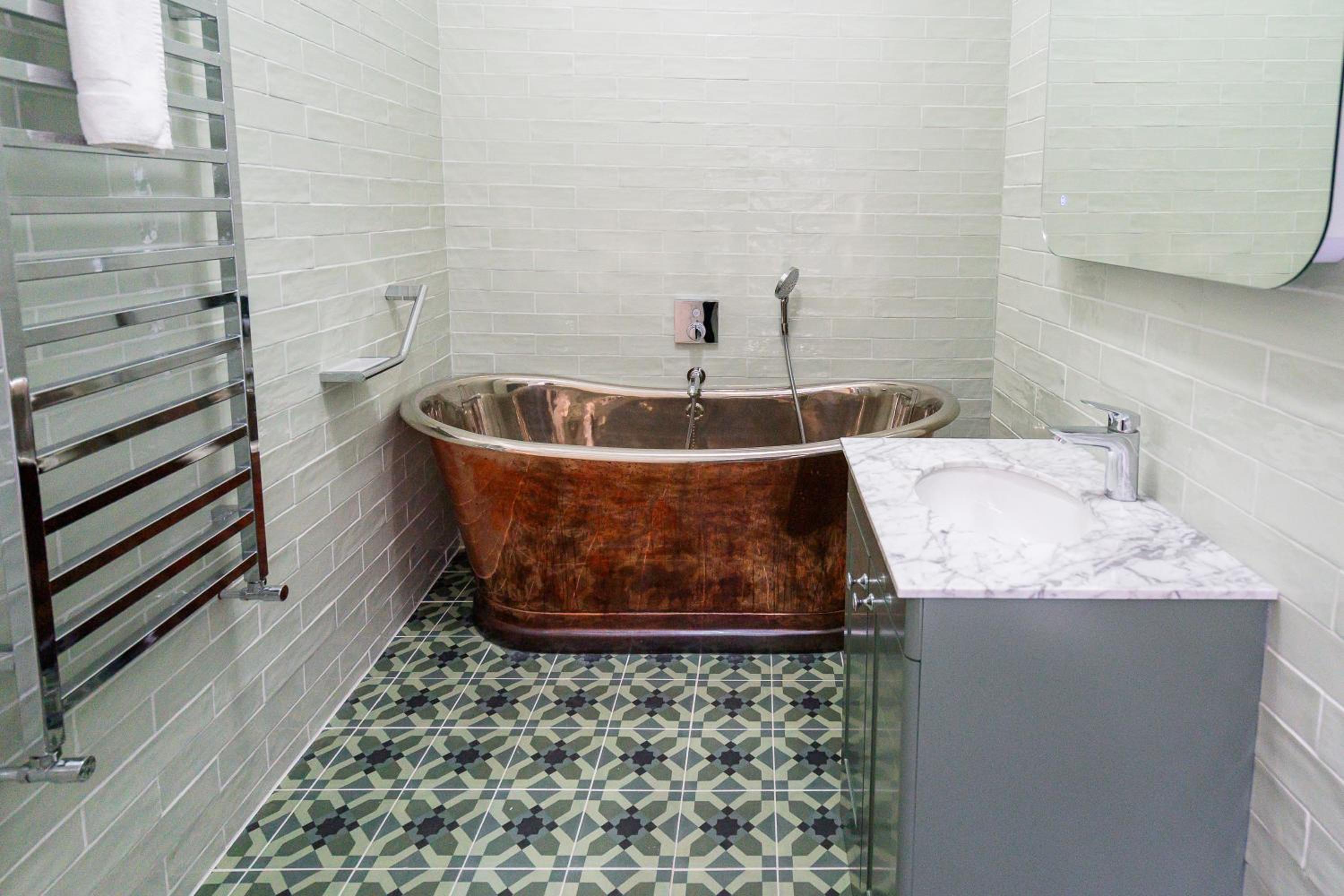 Superior King or Twin Room - Photo 3
