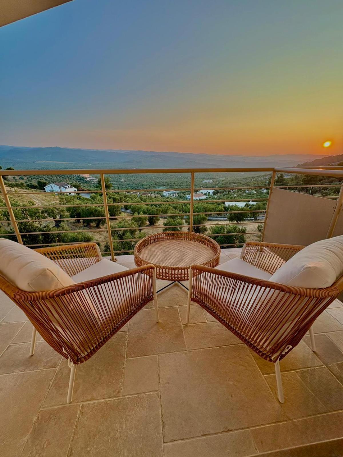 Double Room with Mountain View