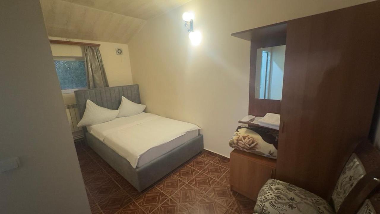 Deluxe Double Room with Balcony and Sea View photo 3