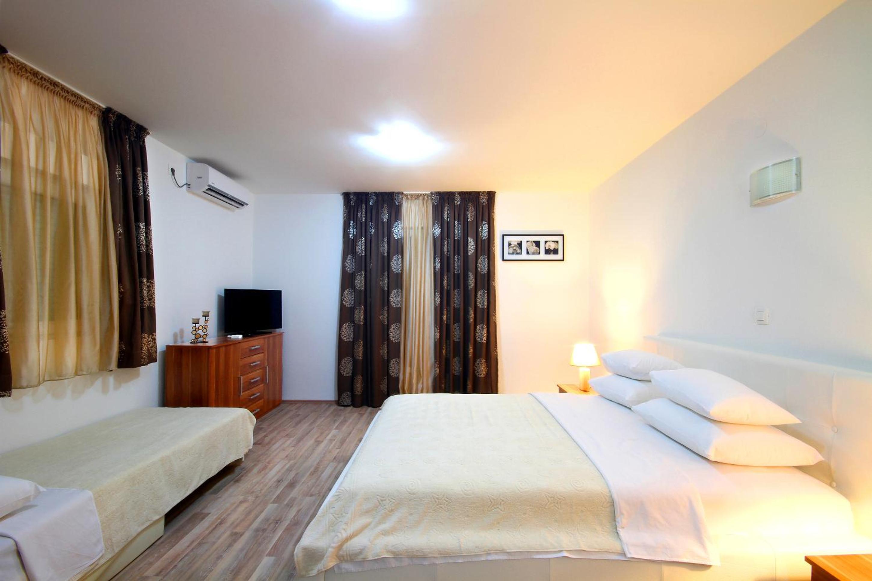 Studio (3 Adults) - Photo 4