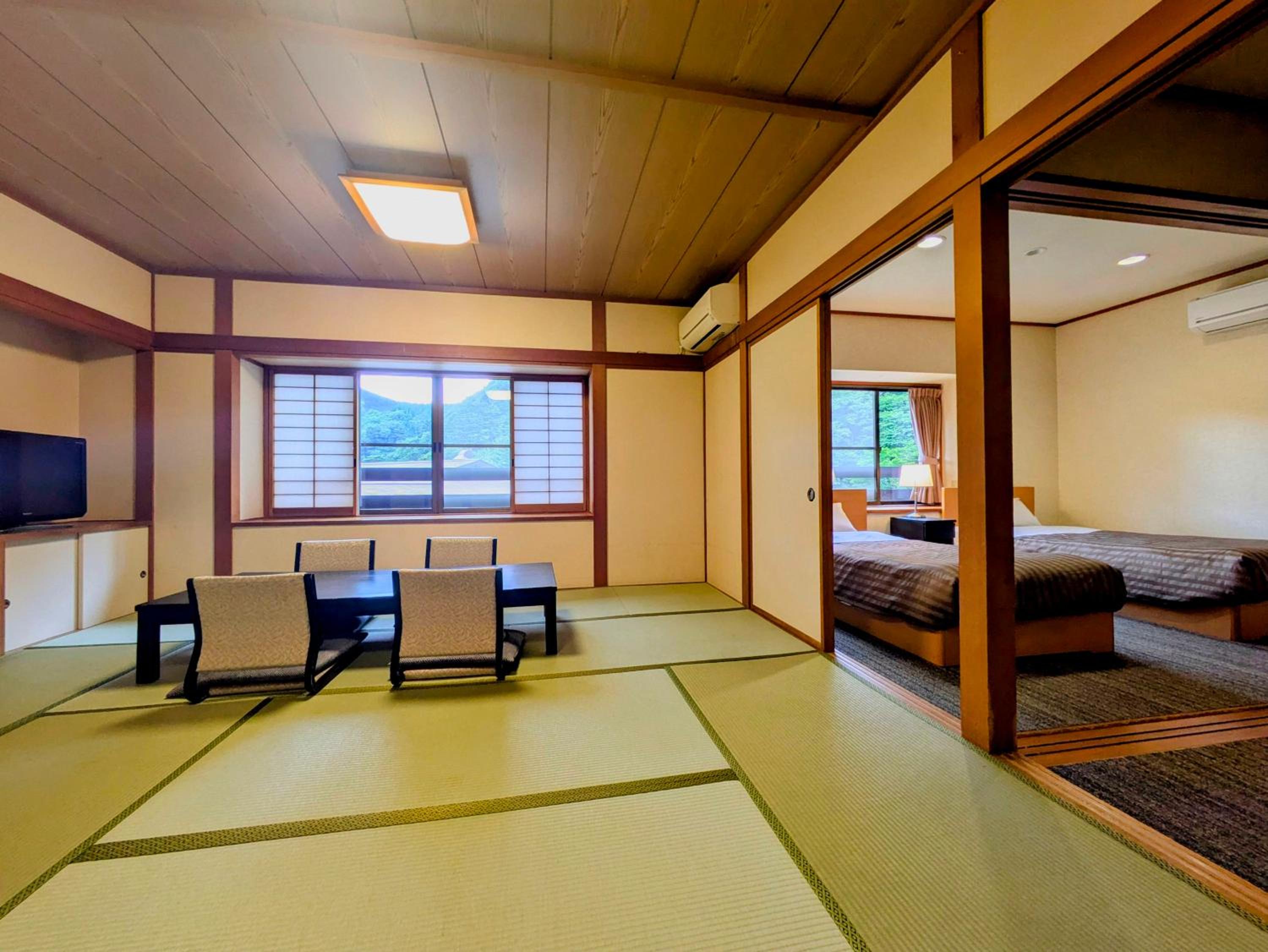 Superior Family Room with Tatami Area
