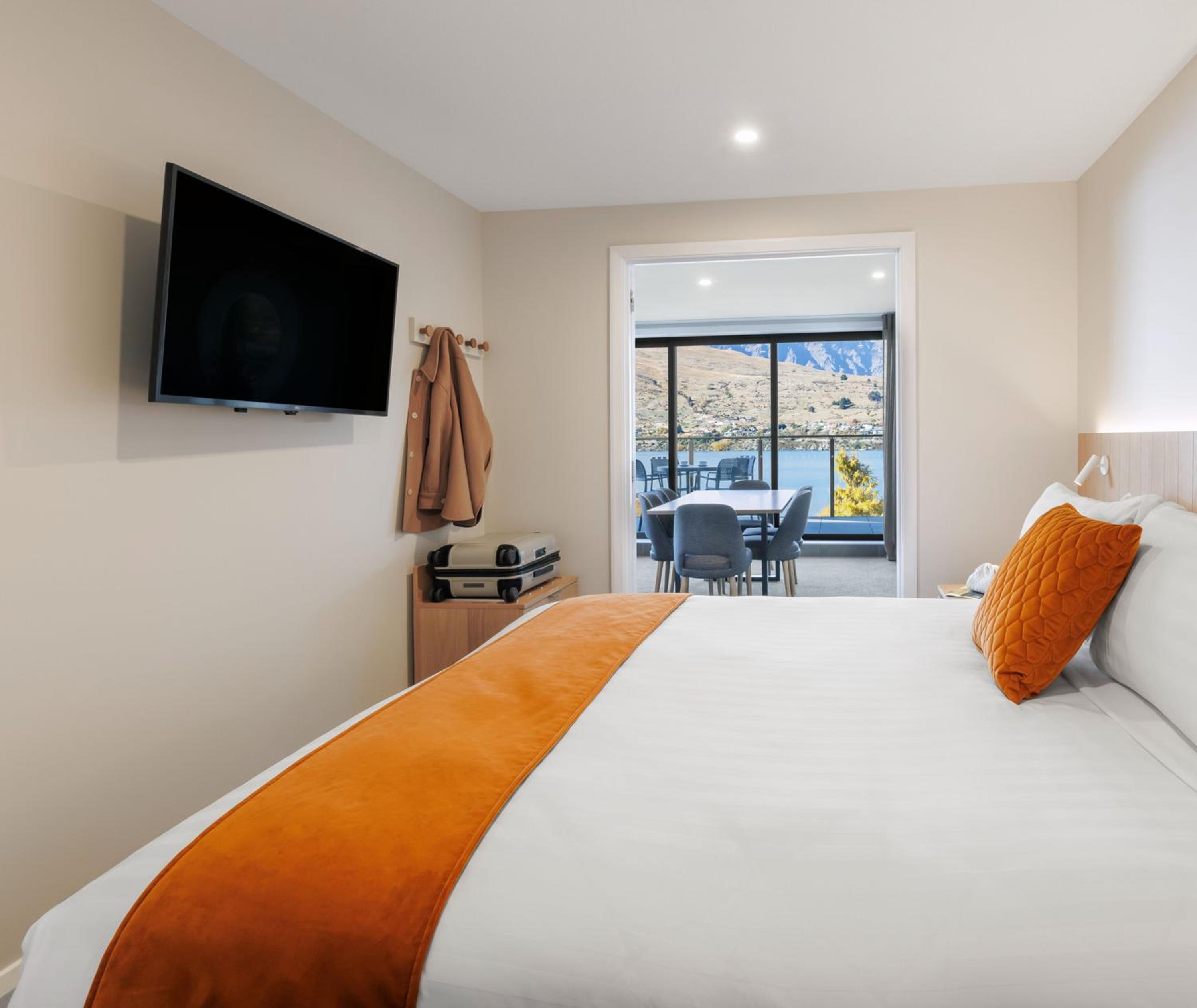 2 Bedroom Penthouse Spa - Photo 2