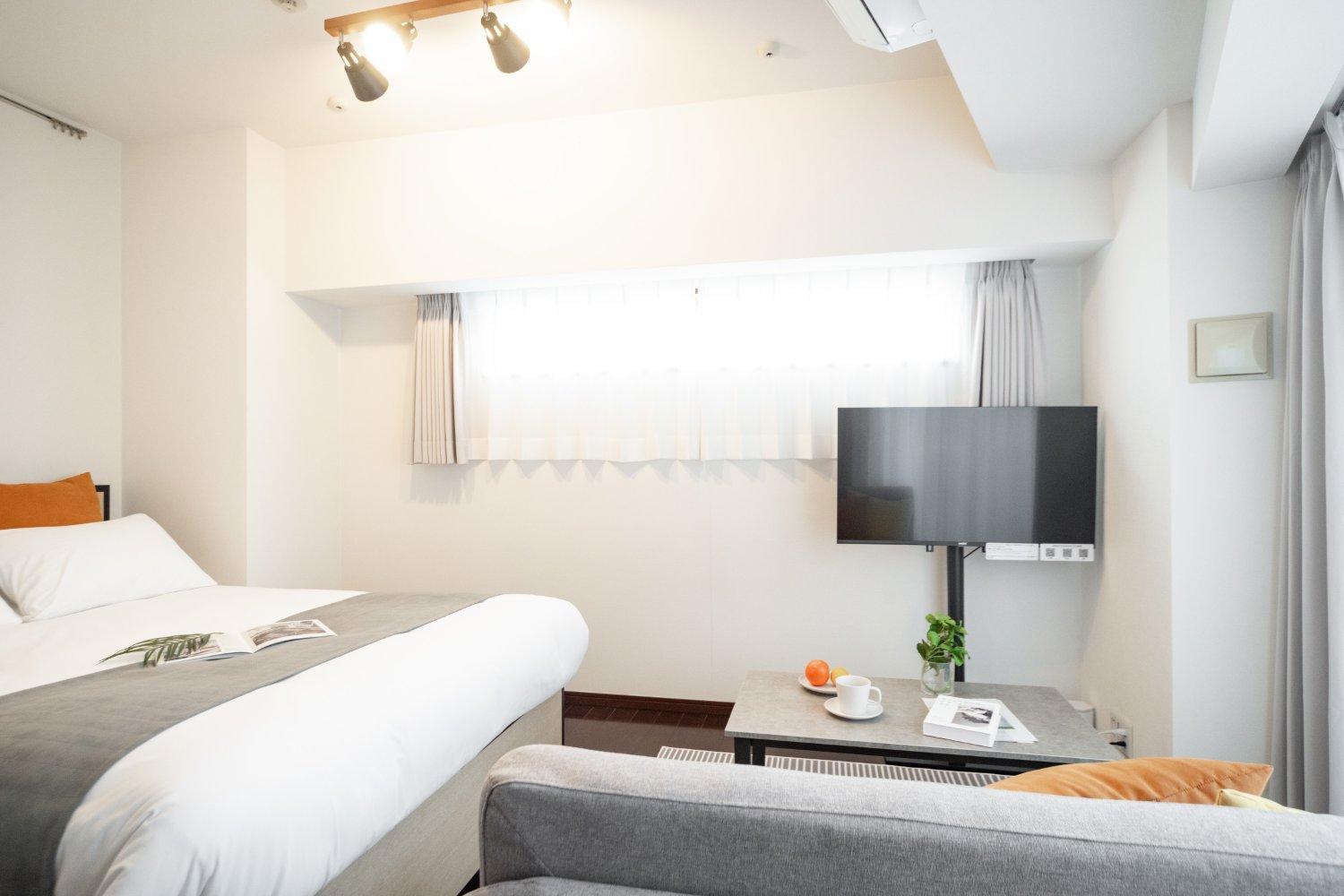 One-Bedroom Apartment photo 2