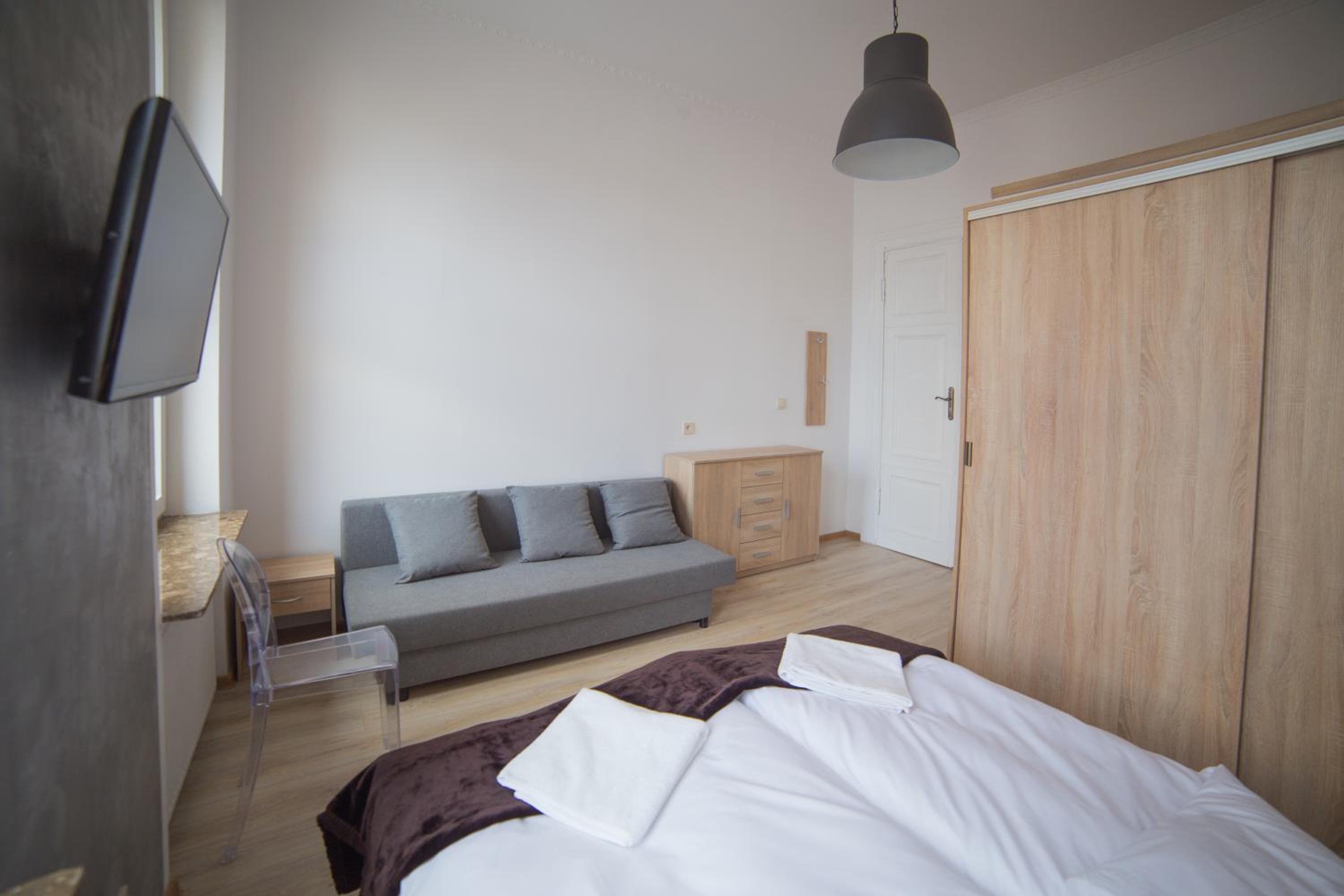 Double or Twin Room - Photo 2