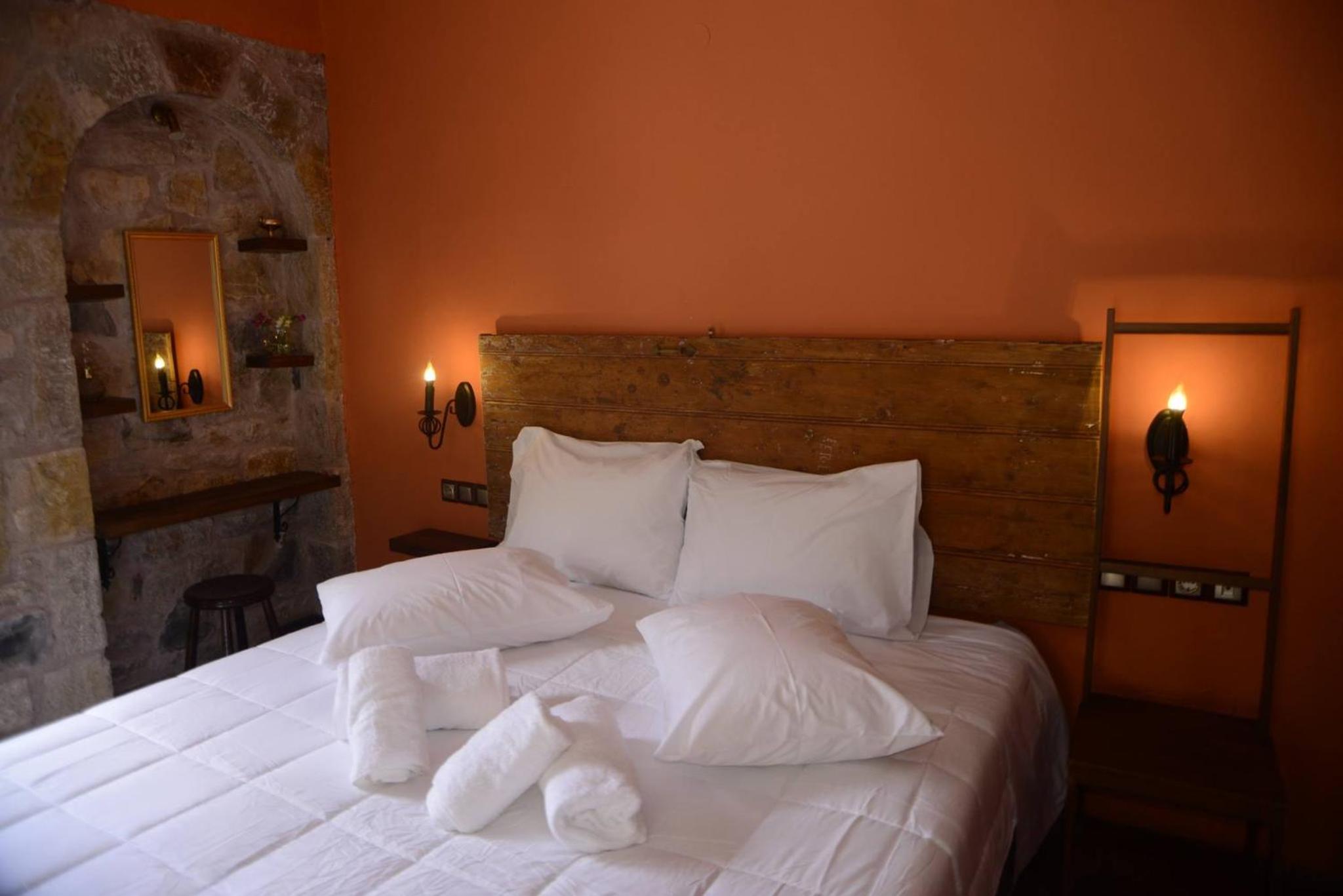 Standard Double or Twin Room - Photo 4