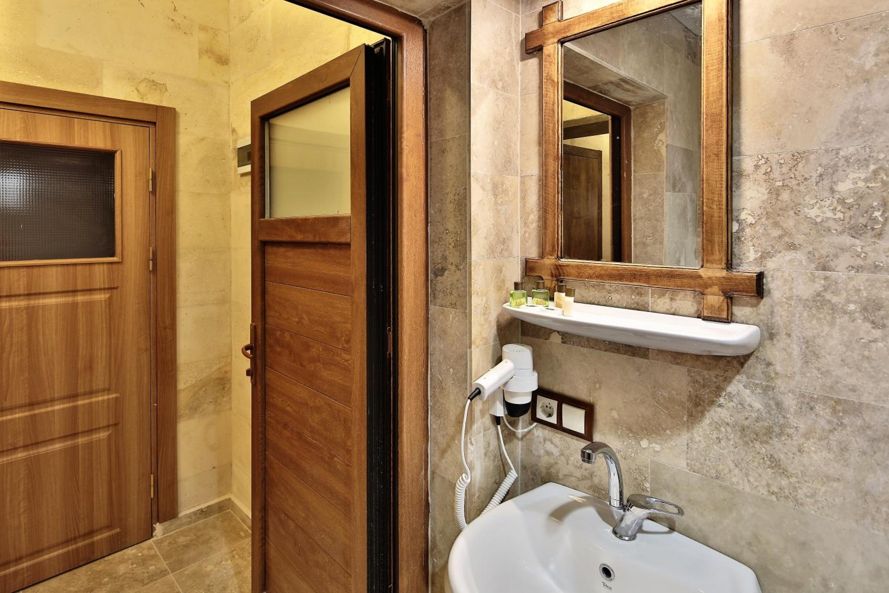 Twin  Stone Room  photo 3