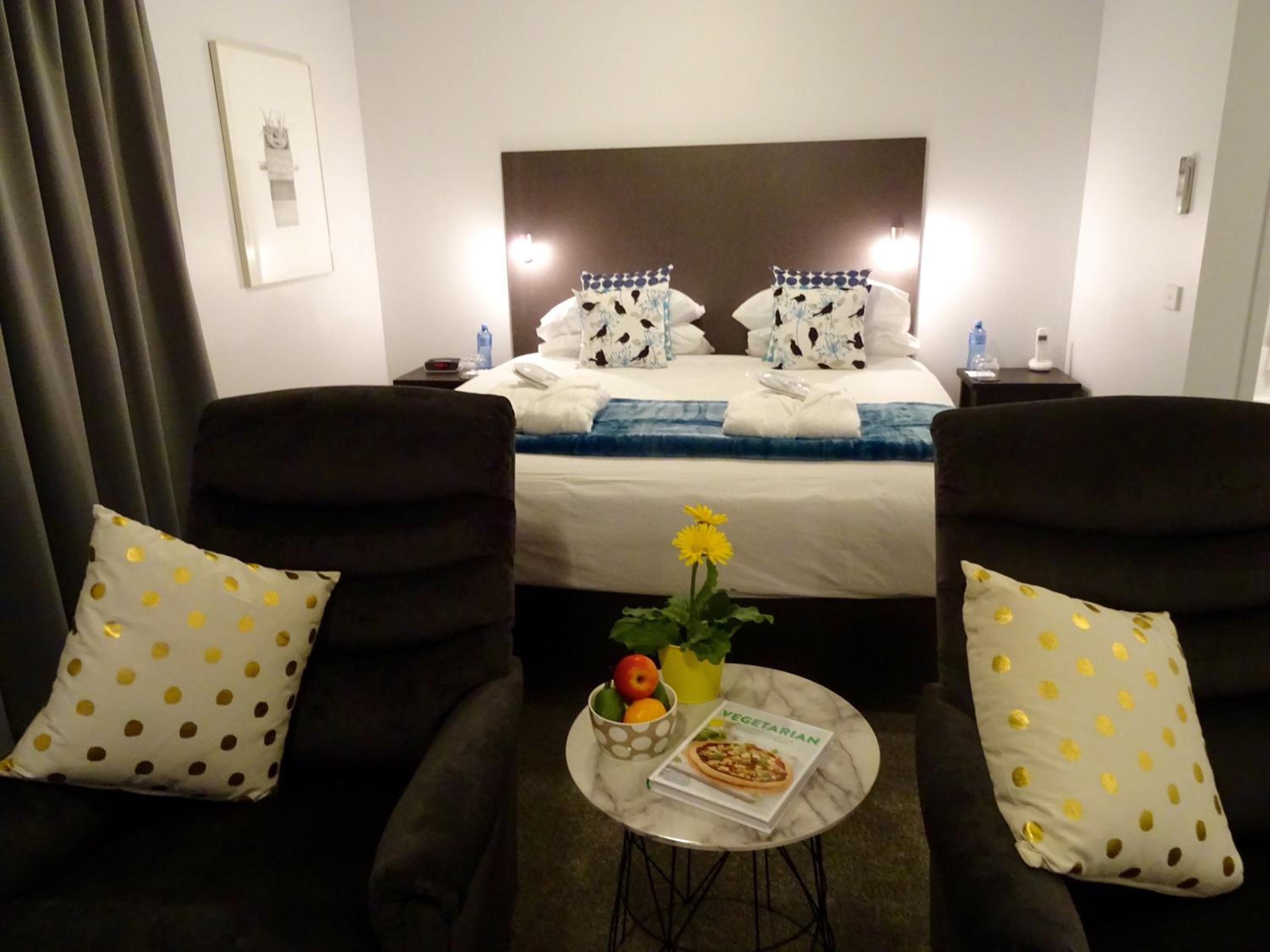 Deluxe Suite photo 2