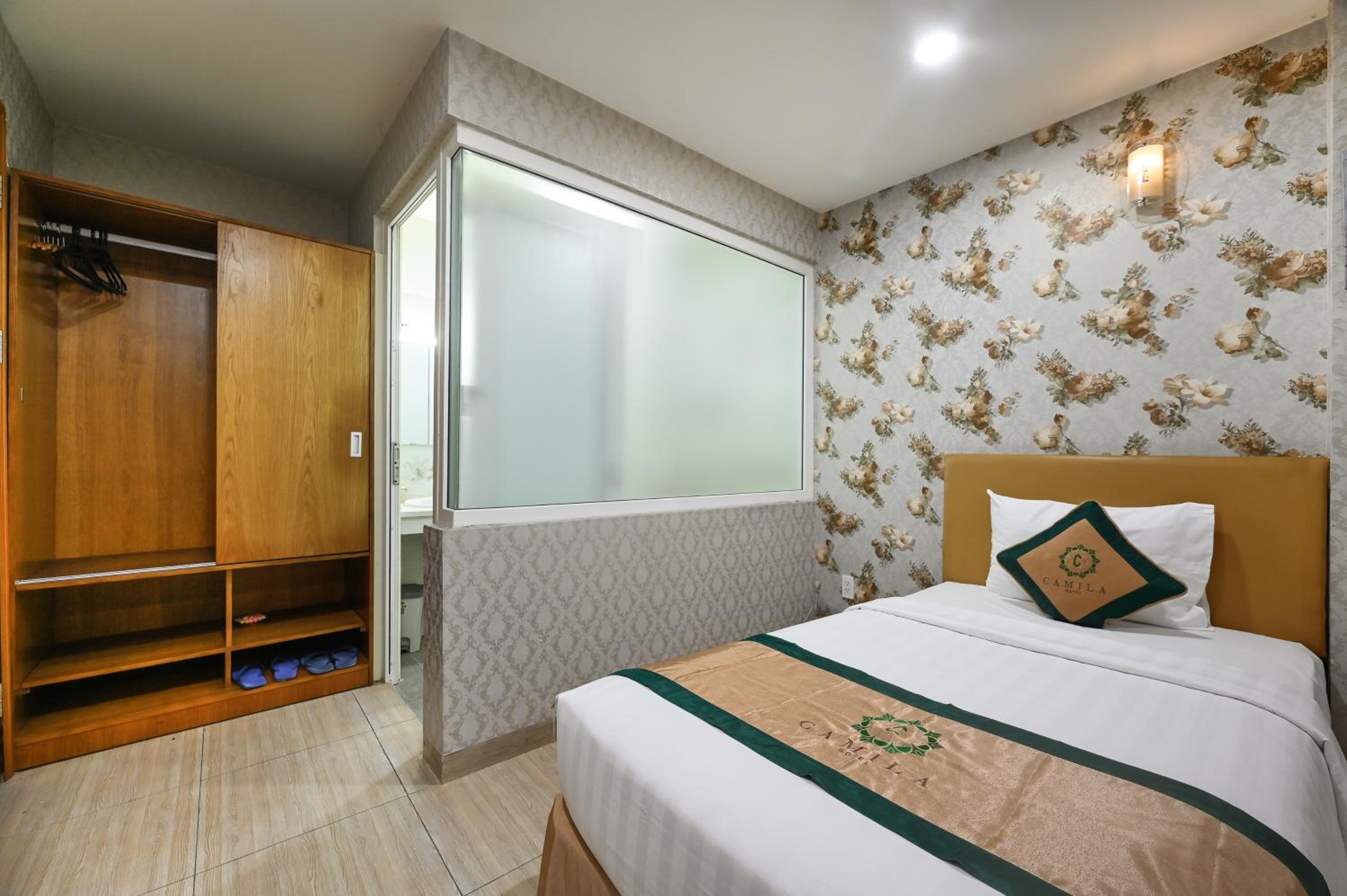 Camila Airport Hotel — photo 69
