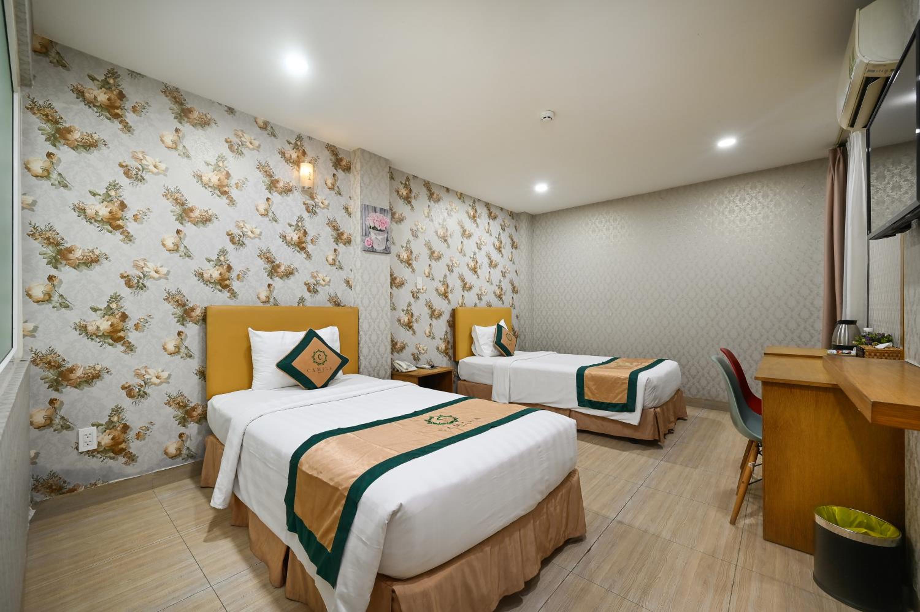 Deluxe Twin Room photo 3