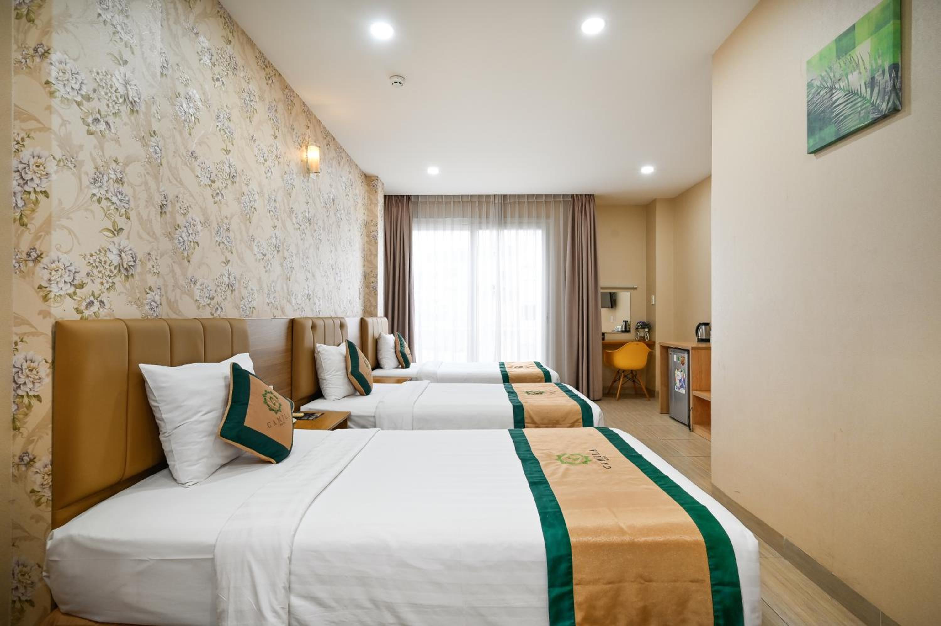 Deluxe Triple Room photo 2