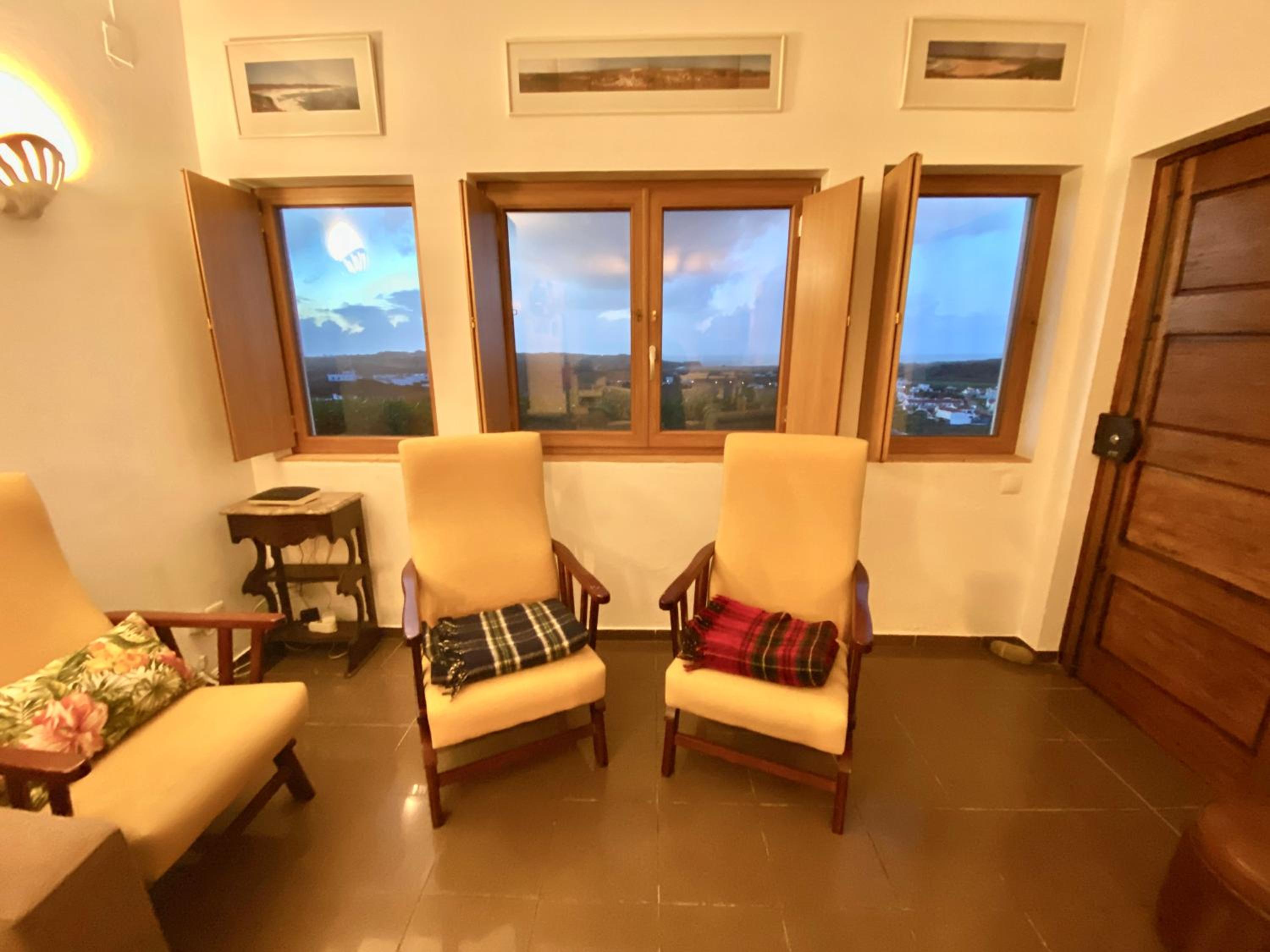 One-Bedroom House photo 1