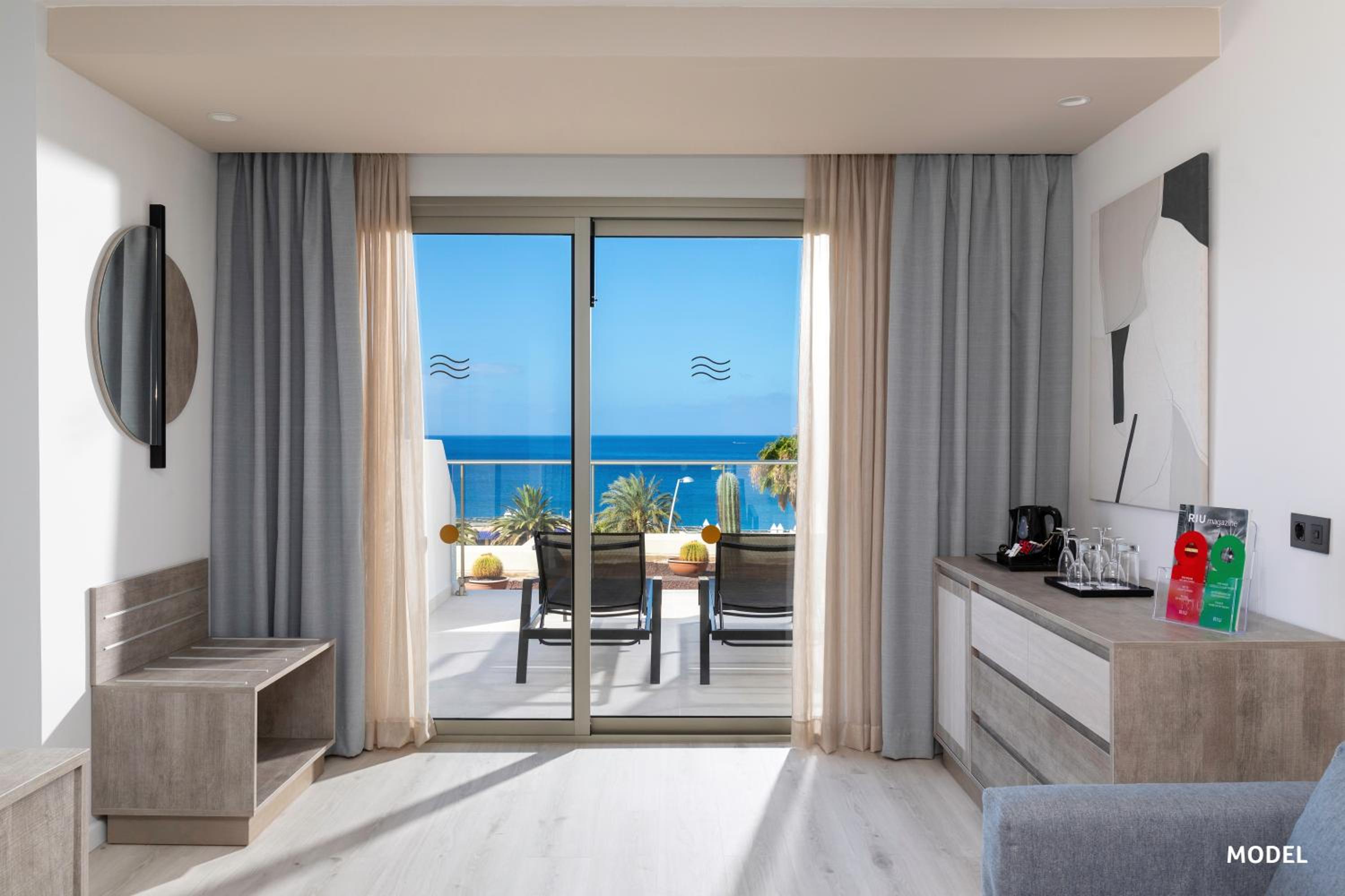 Double Room with Sea View photo 2