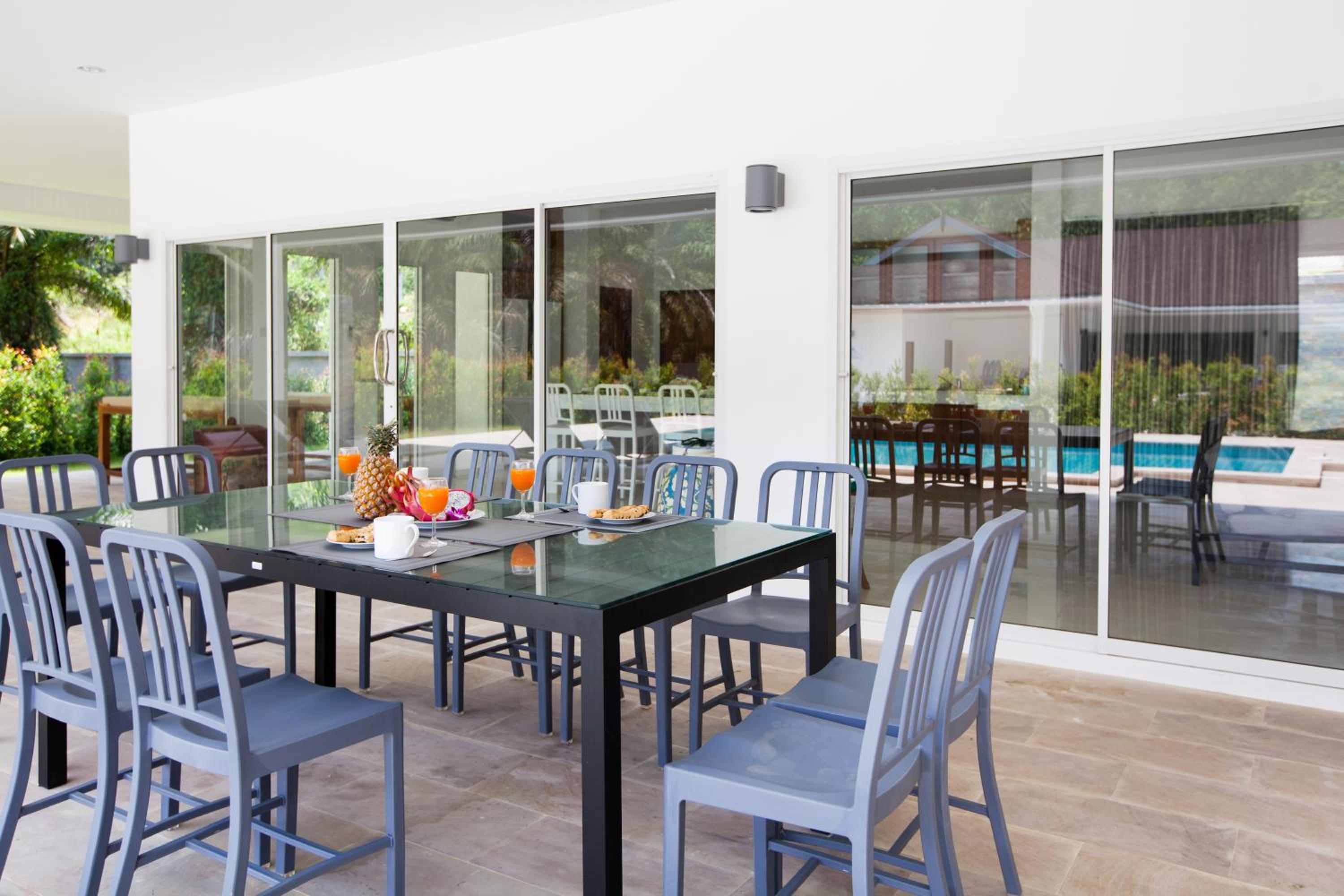 Villa with Private Pool - Photo 34